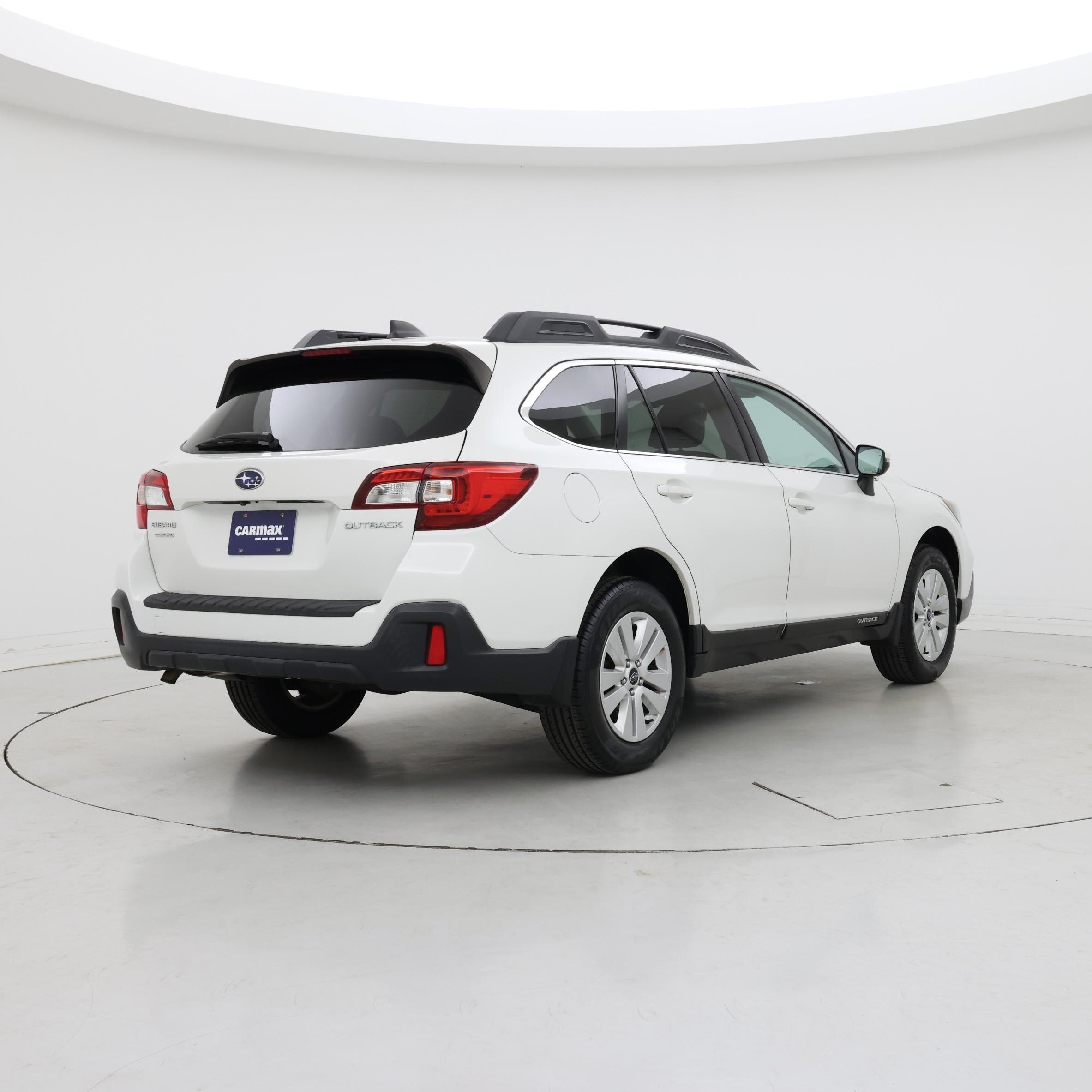 Thumbnail: 2018 Subaru Outback - 8
