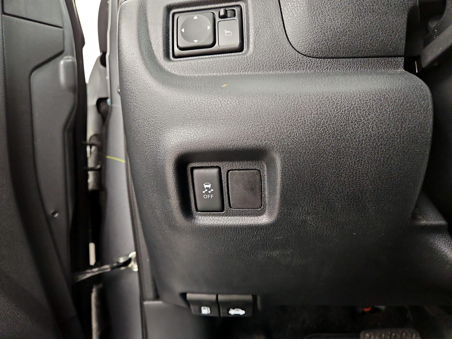 Thumbnail: 2019 Nissan Versa - 13