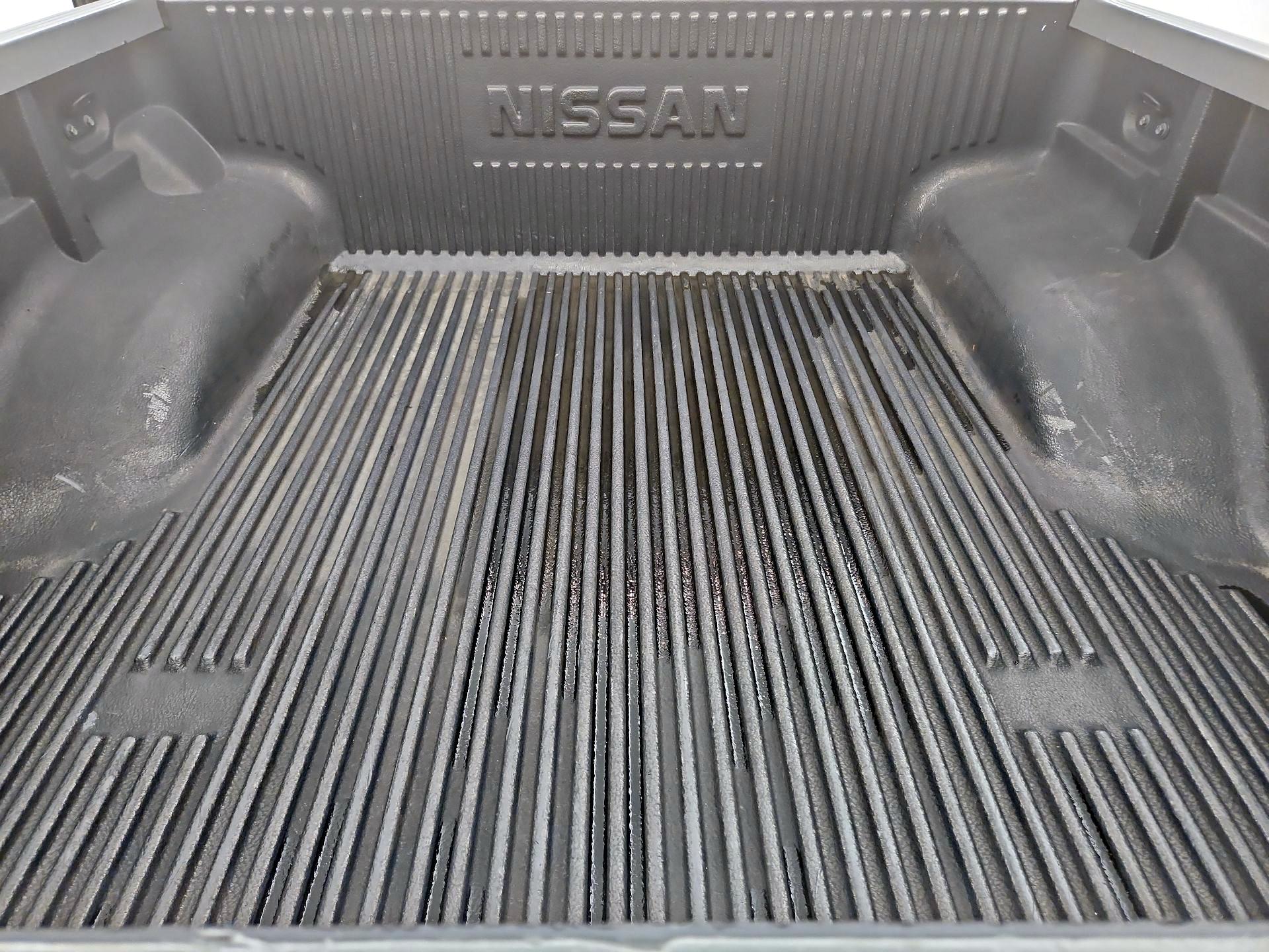 Thumbnail: 2014 Nissan Frontier - 18