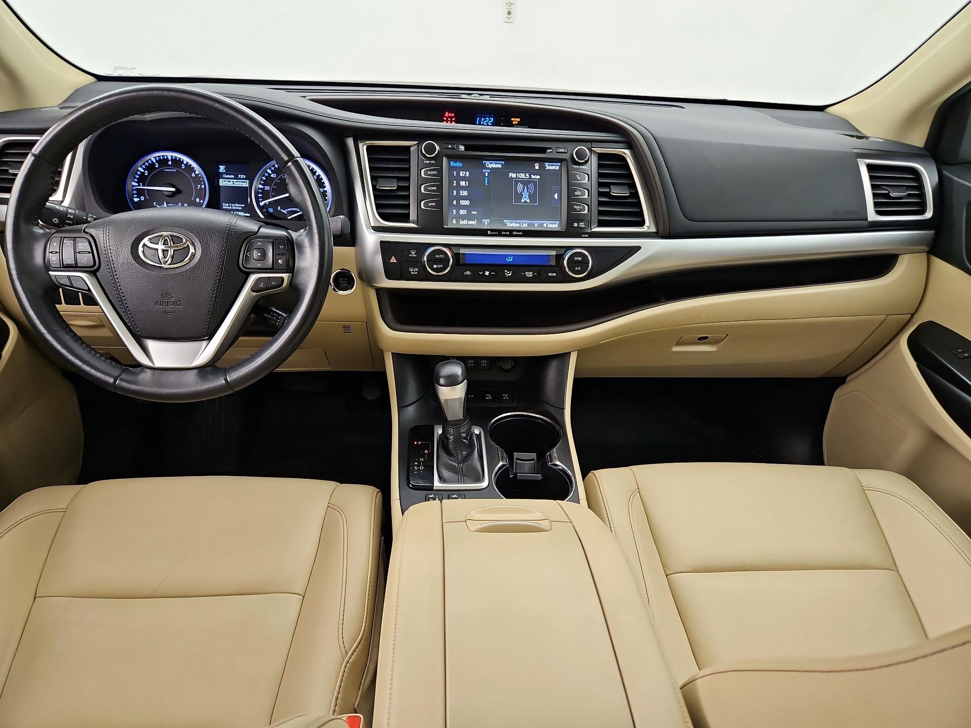 Thumbnail: 2019 Toyota Highlander - 9