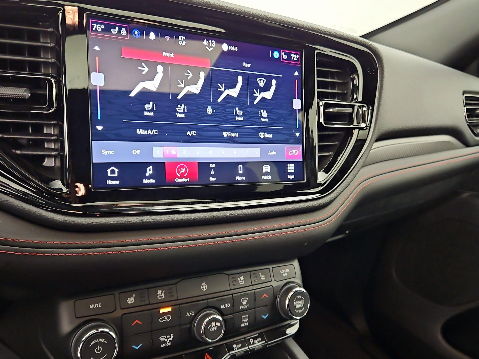 Thumbnail: 2024 Dodge Durango - 17