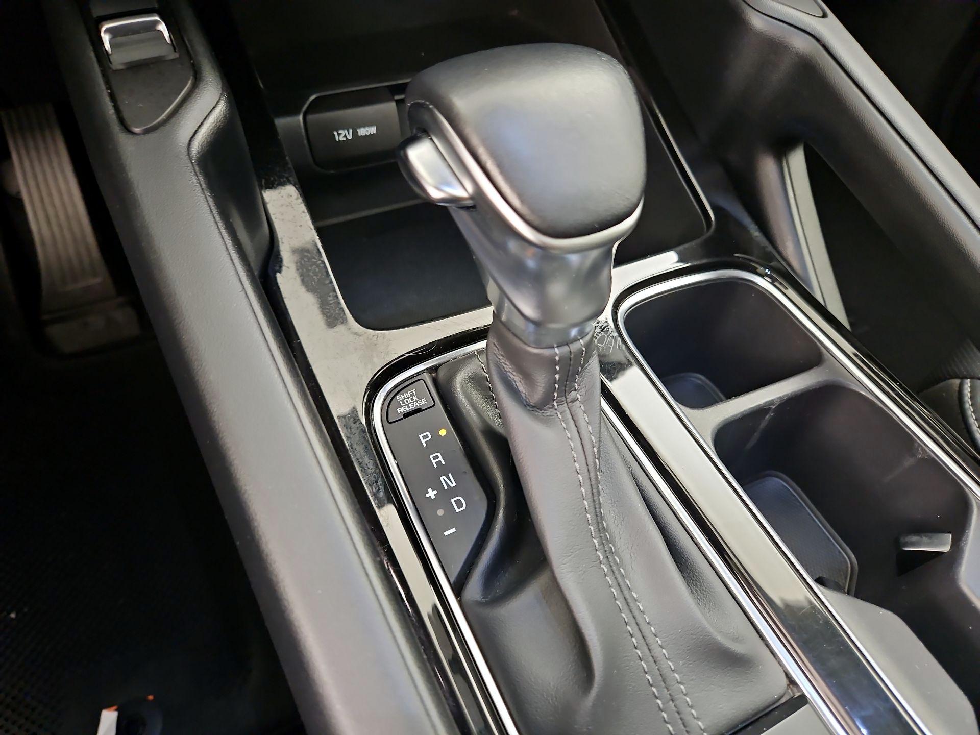 Thumbnail: 2020 Kia Telluride - 17