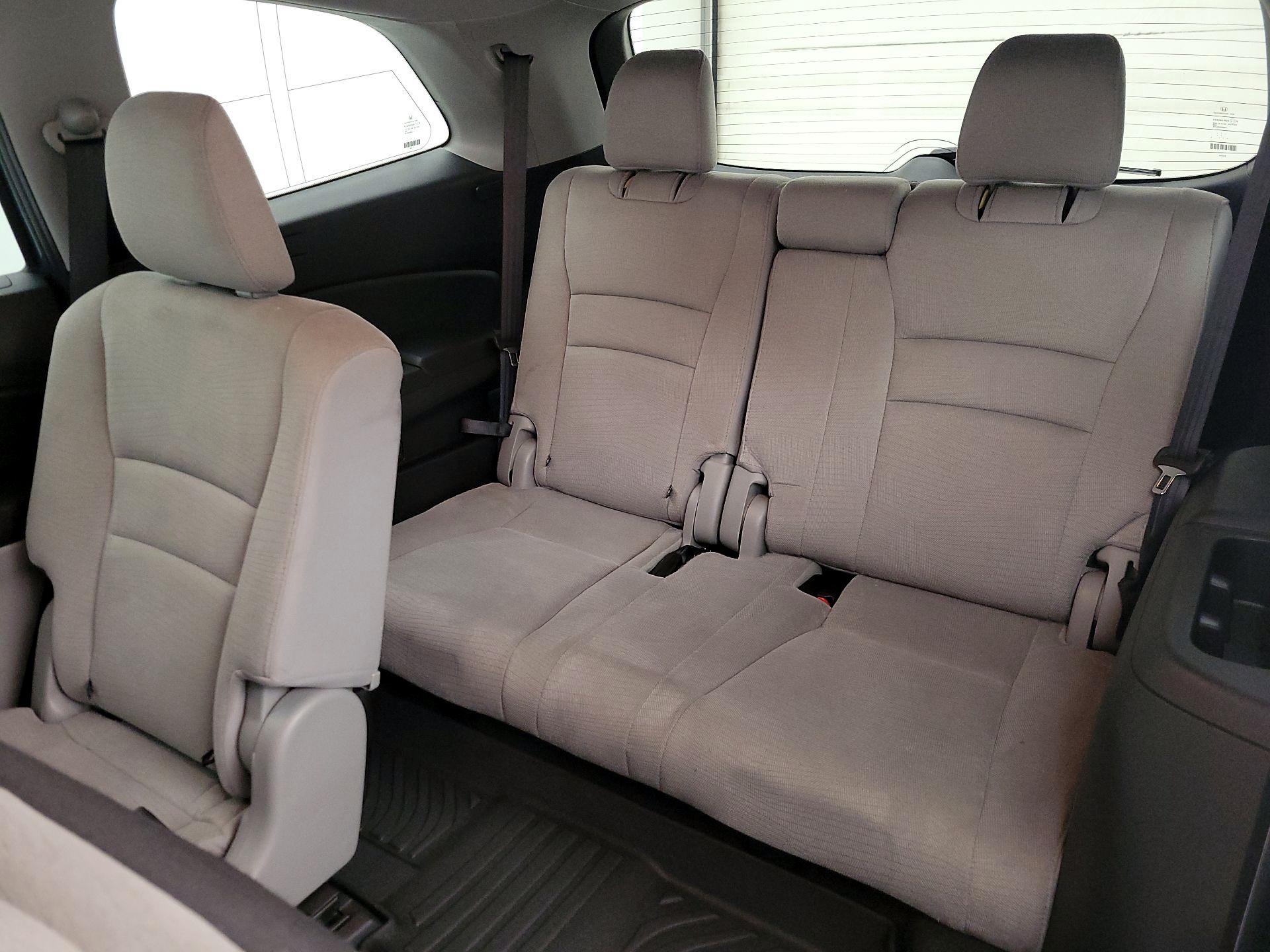 Thumbnail: 2017 Honda Pilot - 20