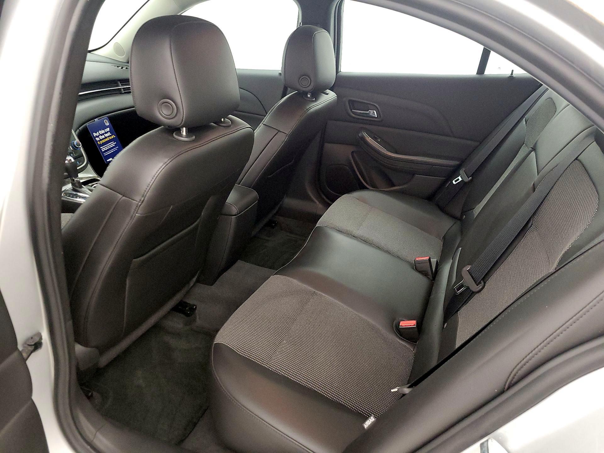 Thumbnail: 2016 Chevrolet Malibu - 19