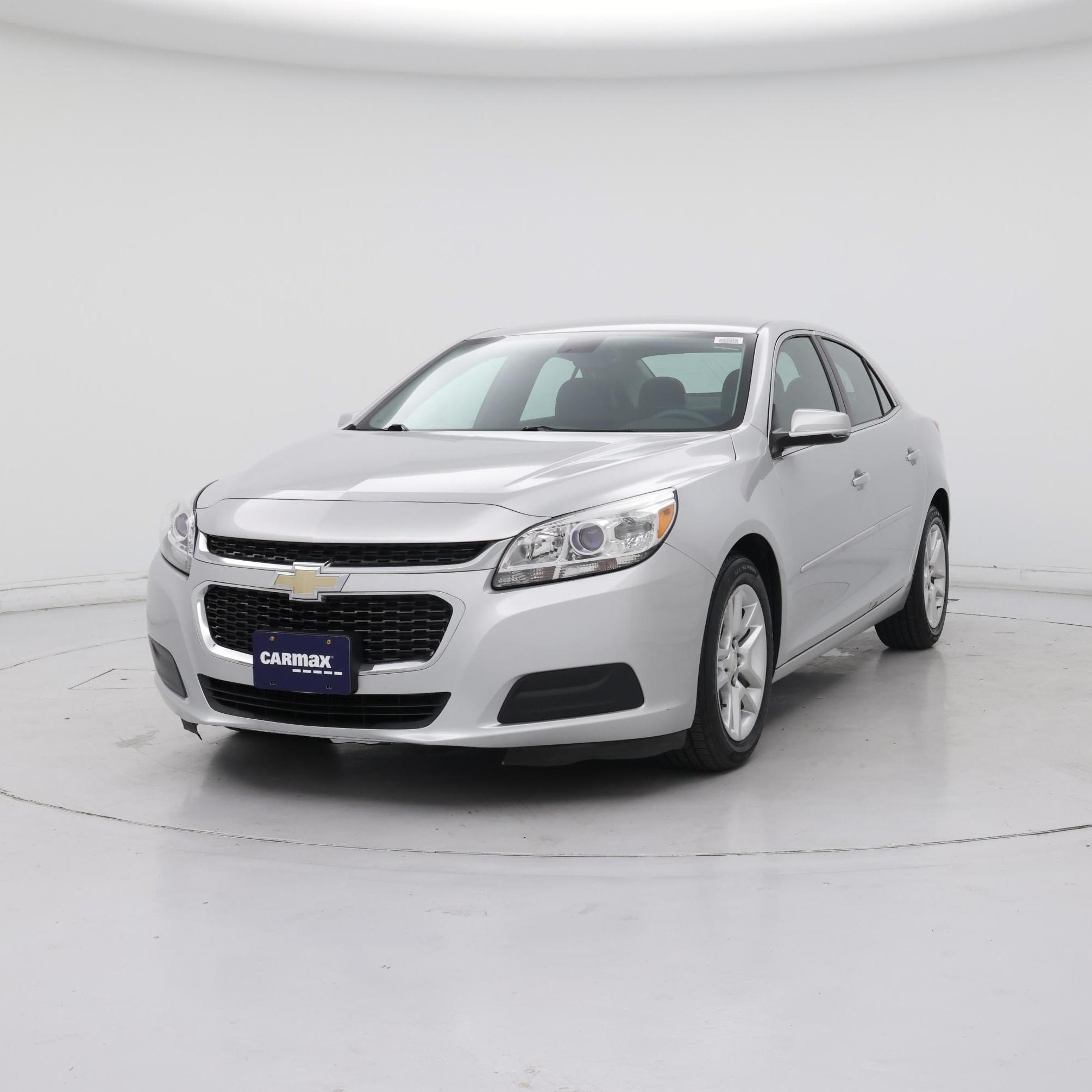 Thumbnail: 2016 Chevrolet Malibu - 4