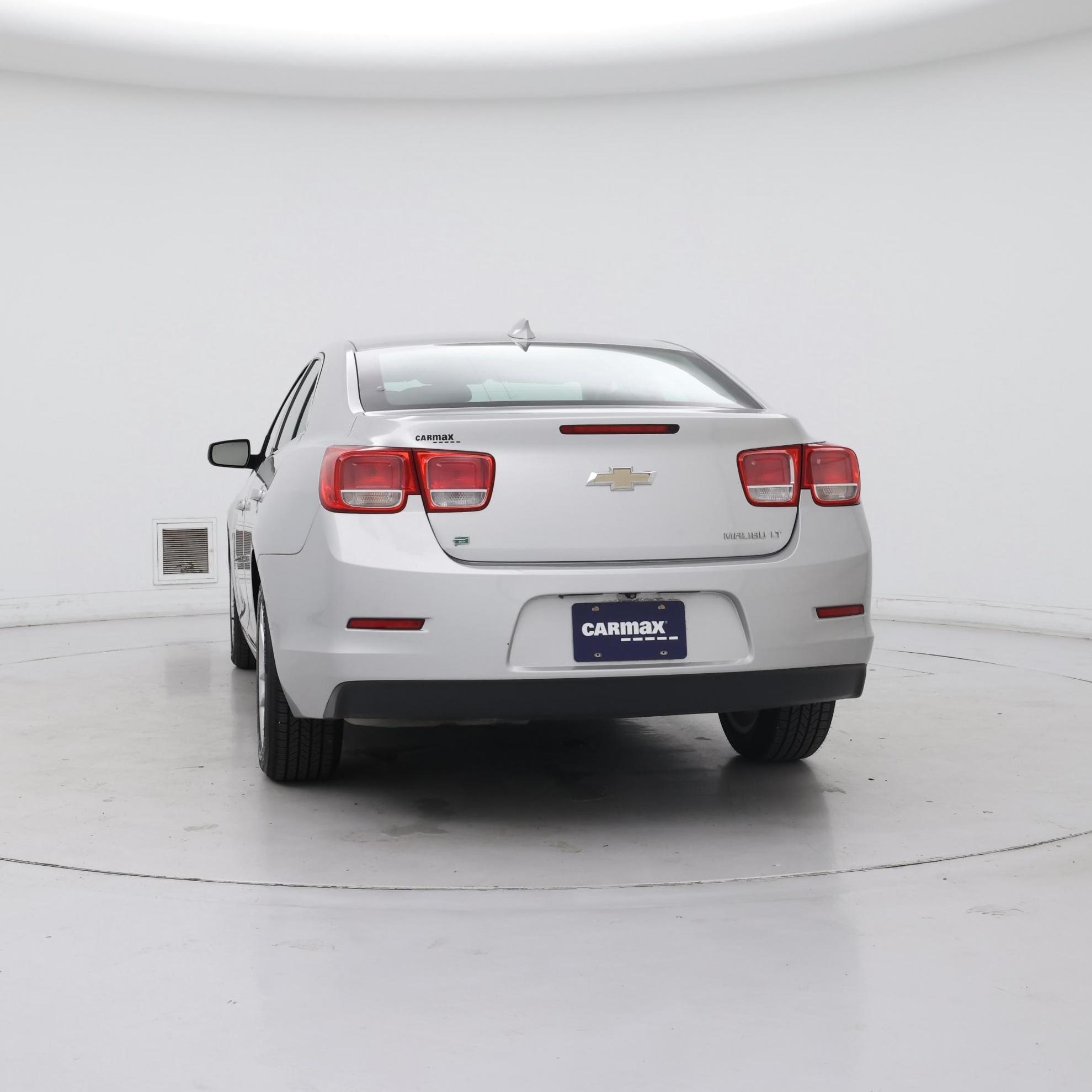 Thumbnail: 2016 Chevrolet Malibu - 6