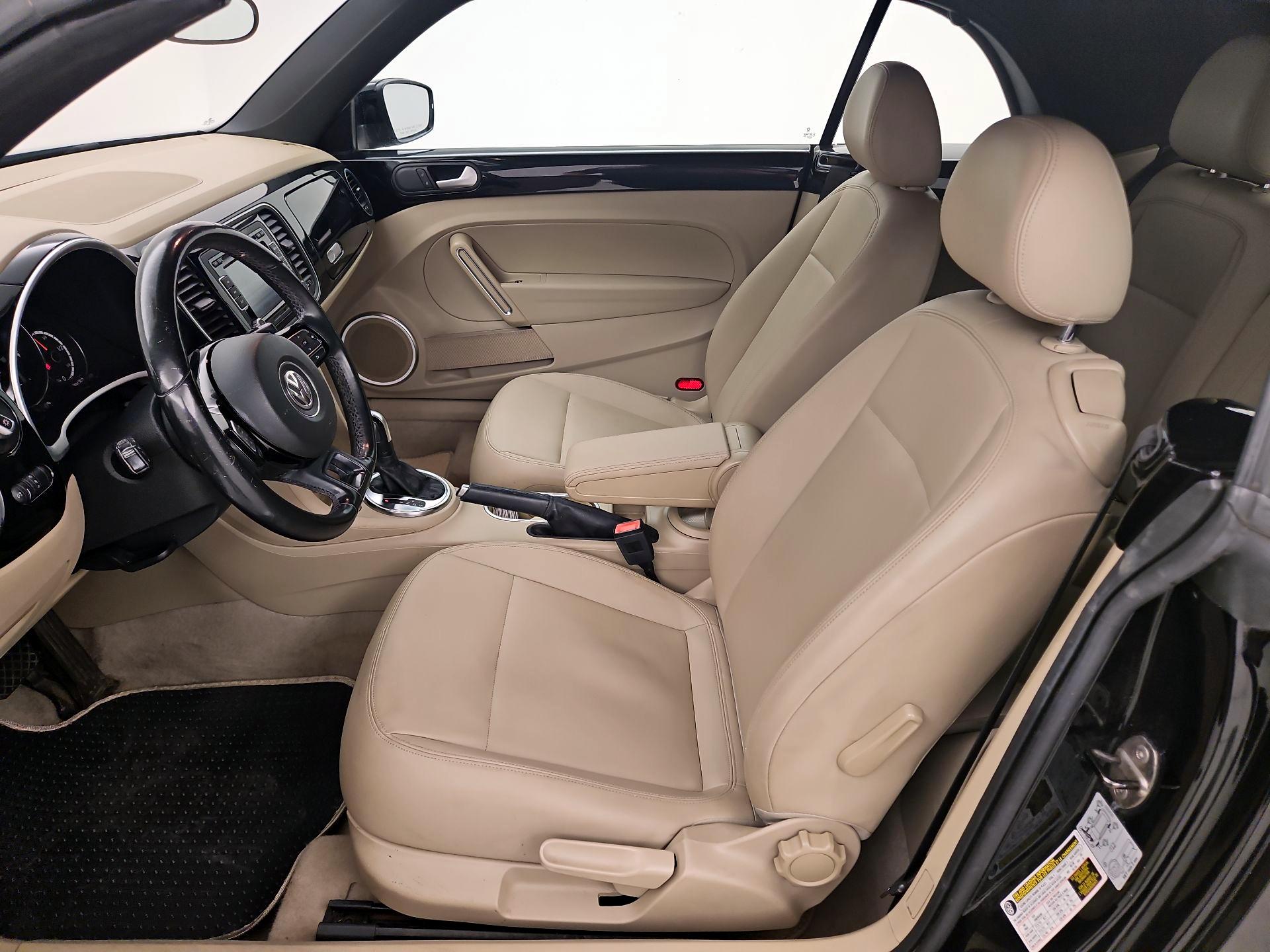 Thumbnail: 2014 Volkswagen Beetle - 11