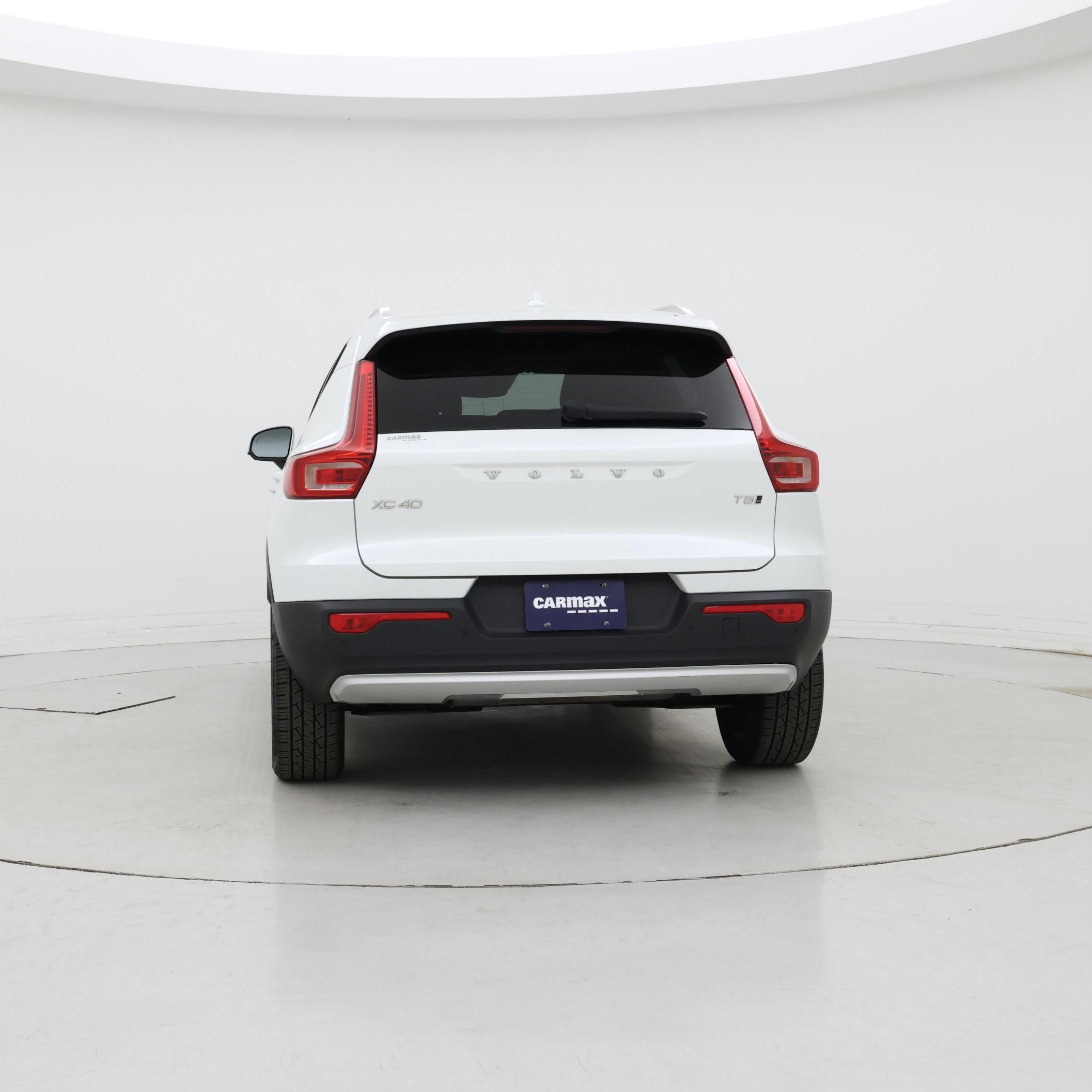 Thumbnail: 2021 Volvo XC40 - 6