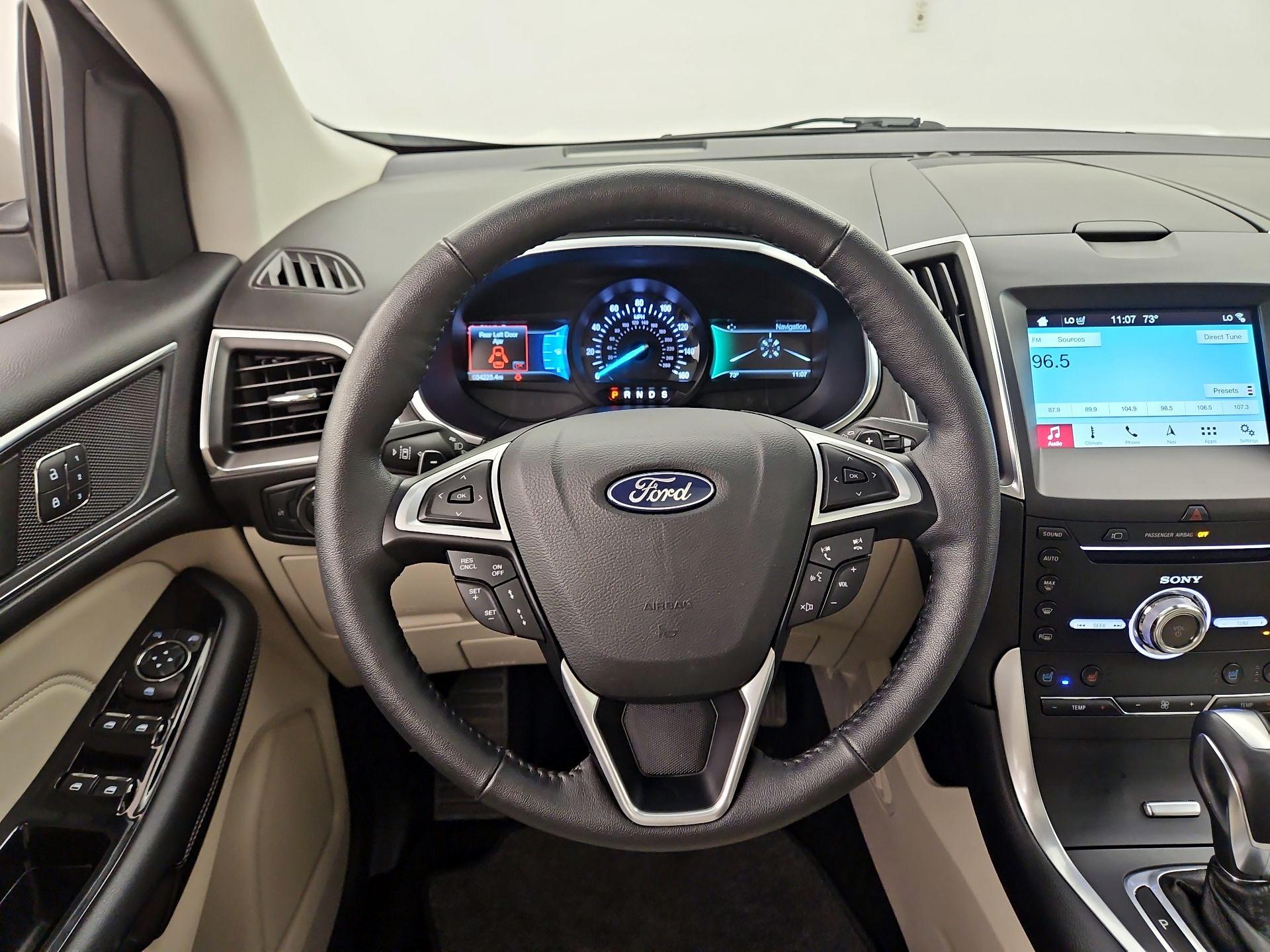 Thumbnail: 2018 Ford Edge - 10