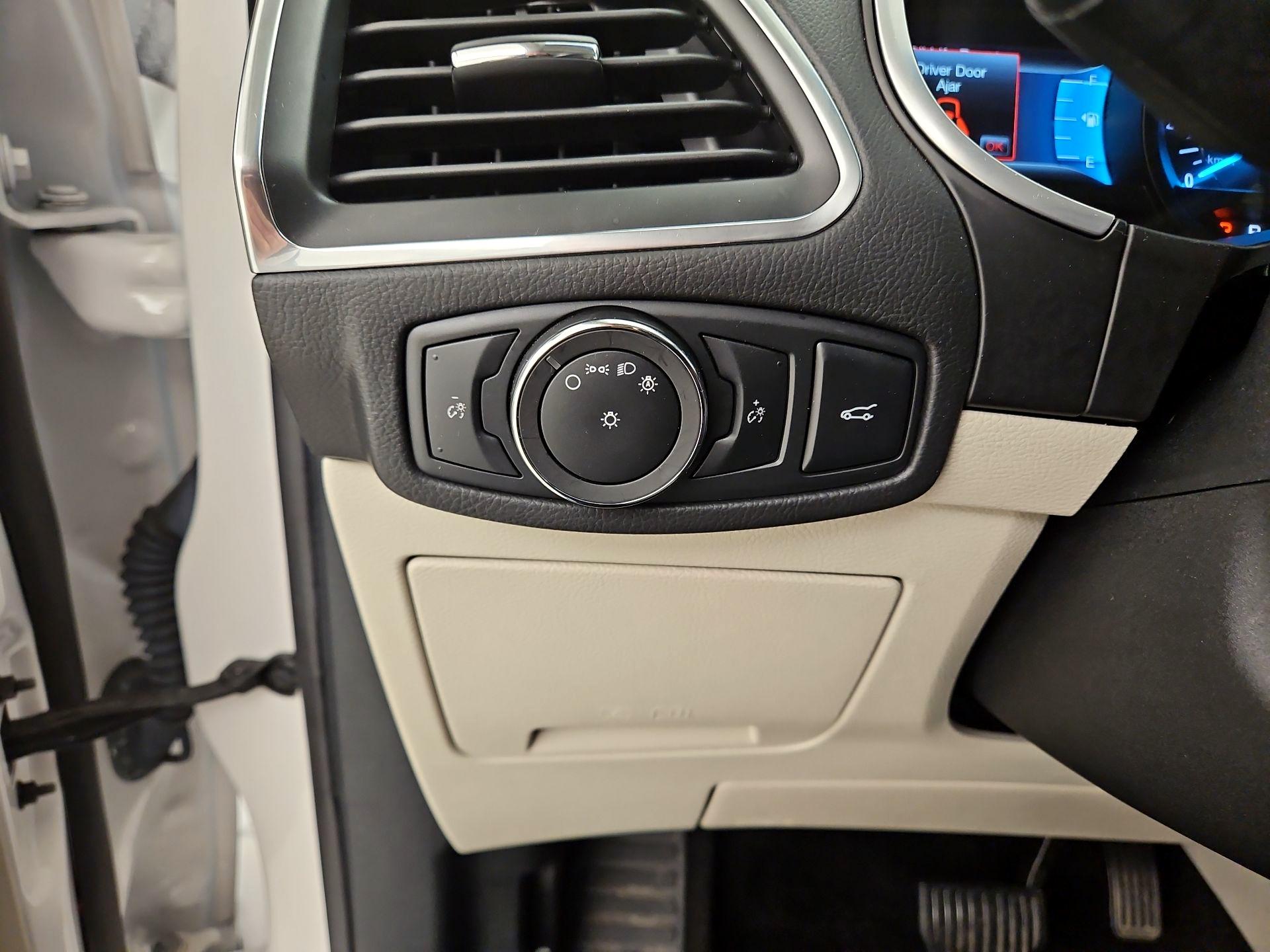 Thumbnail: 2018 Ford Edge - 13