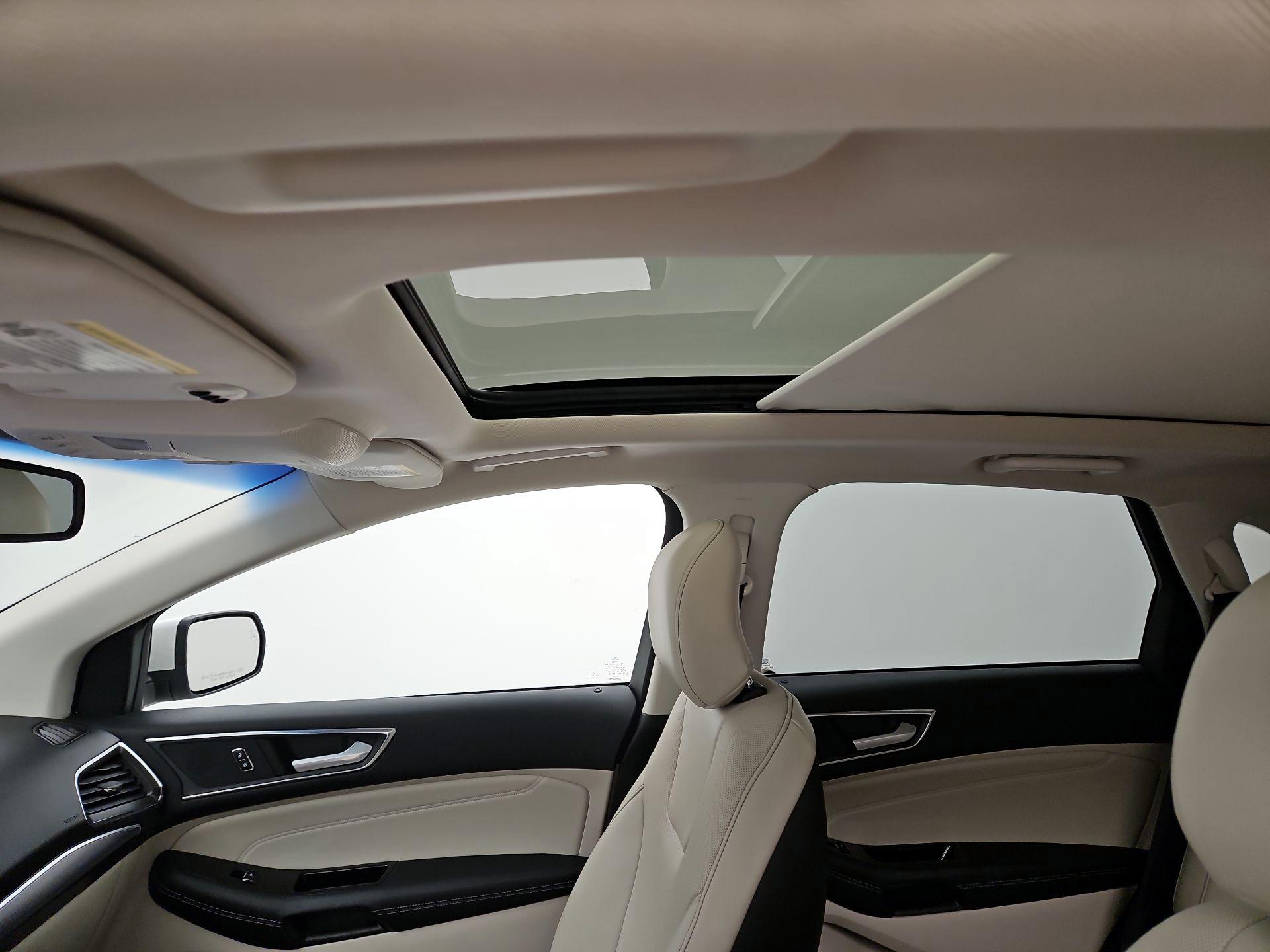 Thumbnail: 2018 Ford Edge - 20