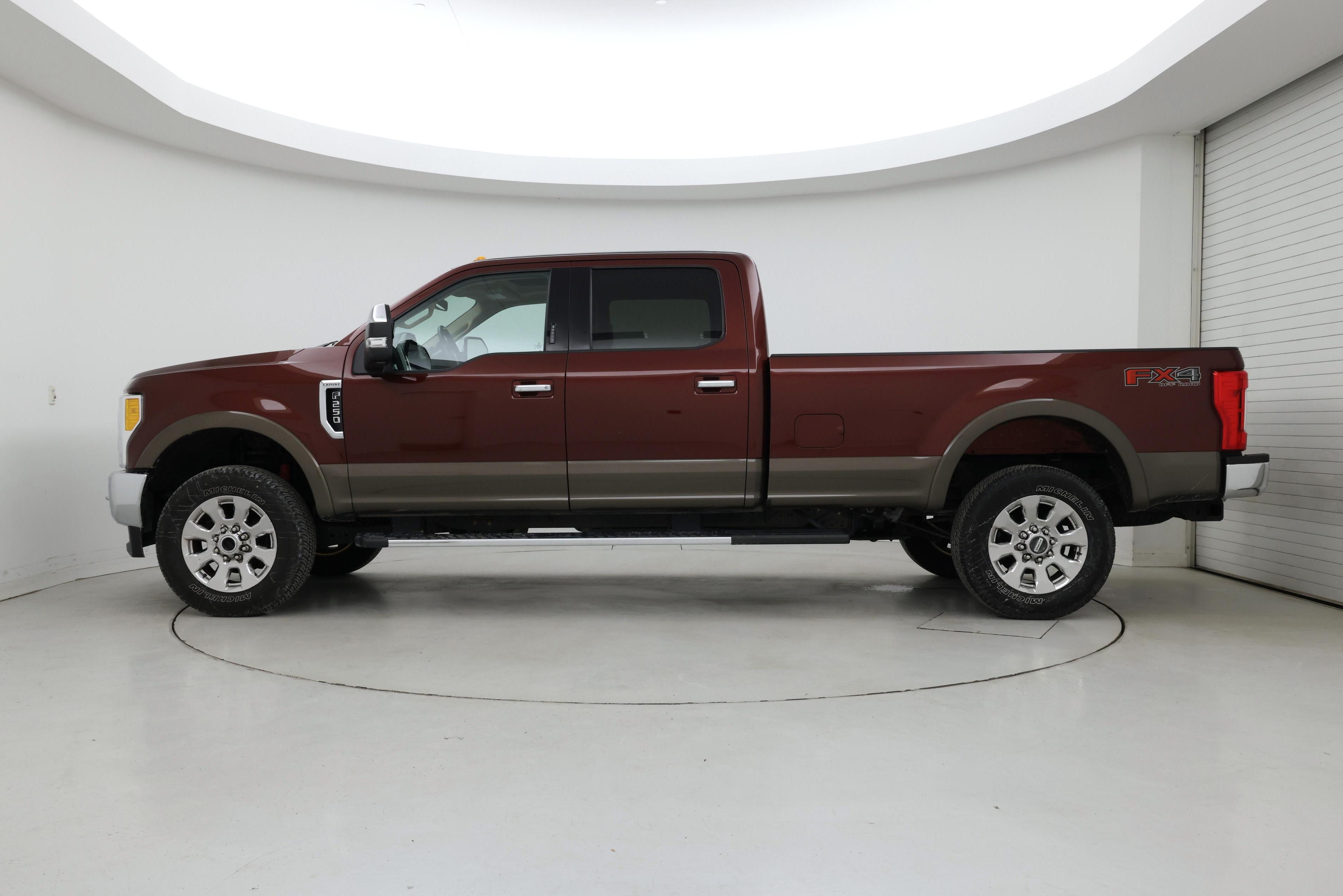 Thumbnail: 2017 Ford F-250 - 3