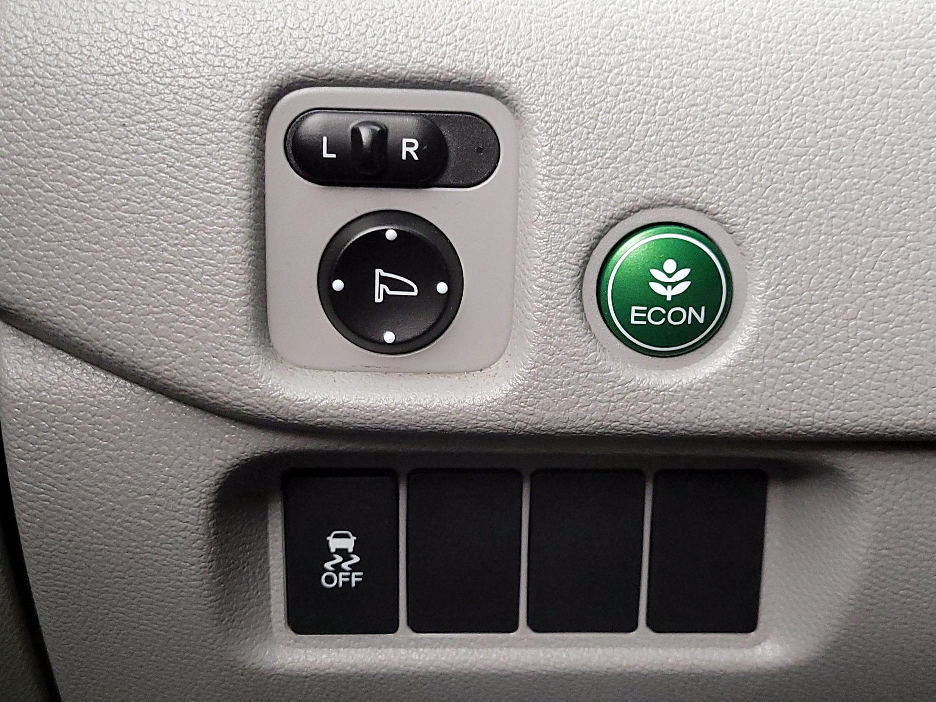 Thumbnail: 2016 Honda Pilot - 13