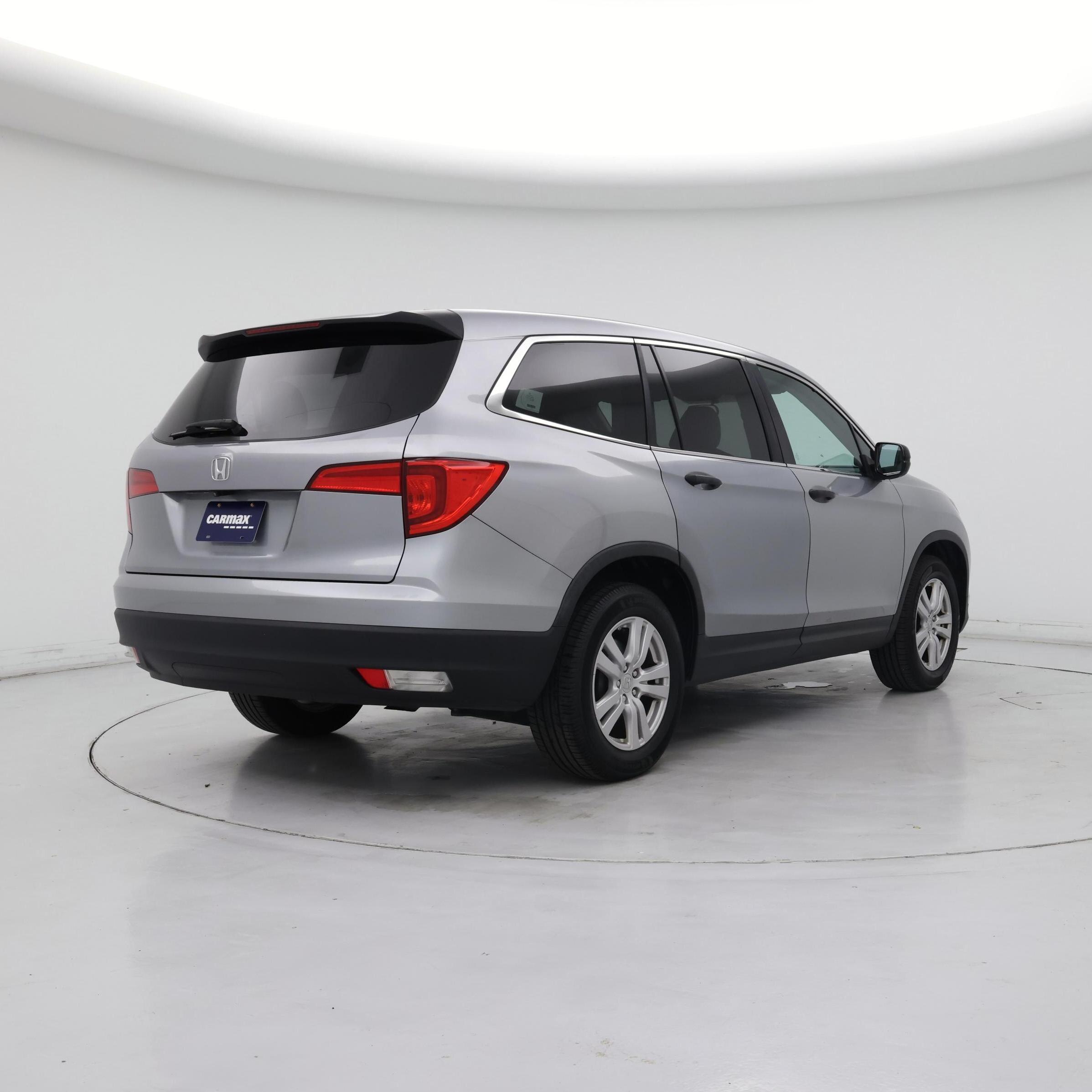 Thumbnail: 2016 Honda Pilot - 8