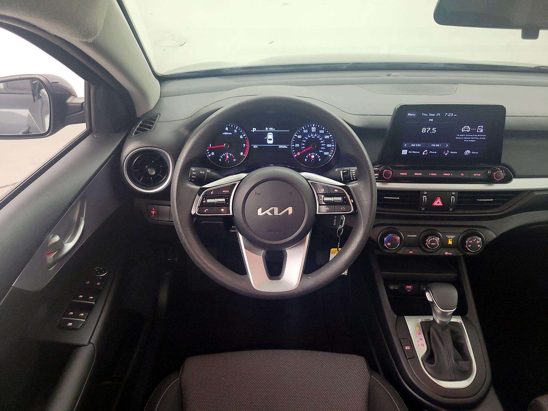 Thumbnail: 2024 Kia Forte - 10