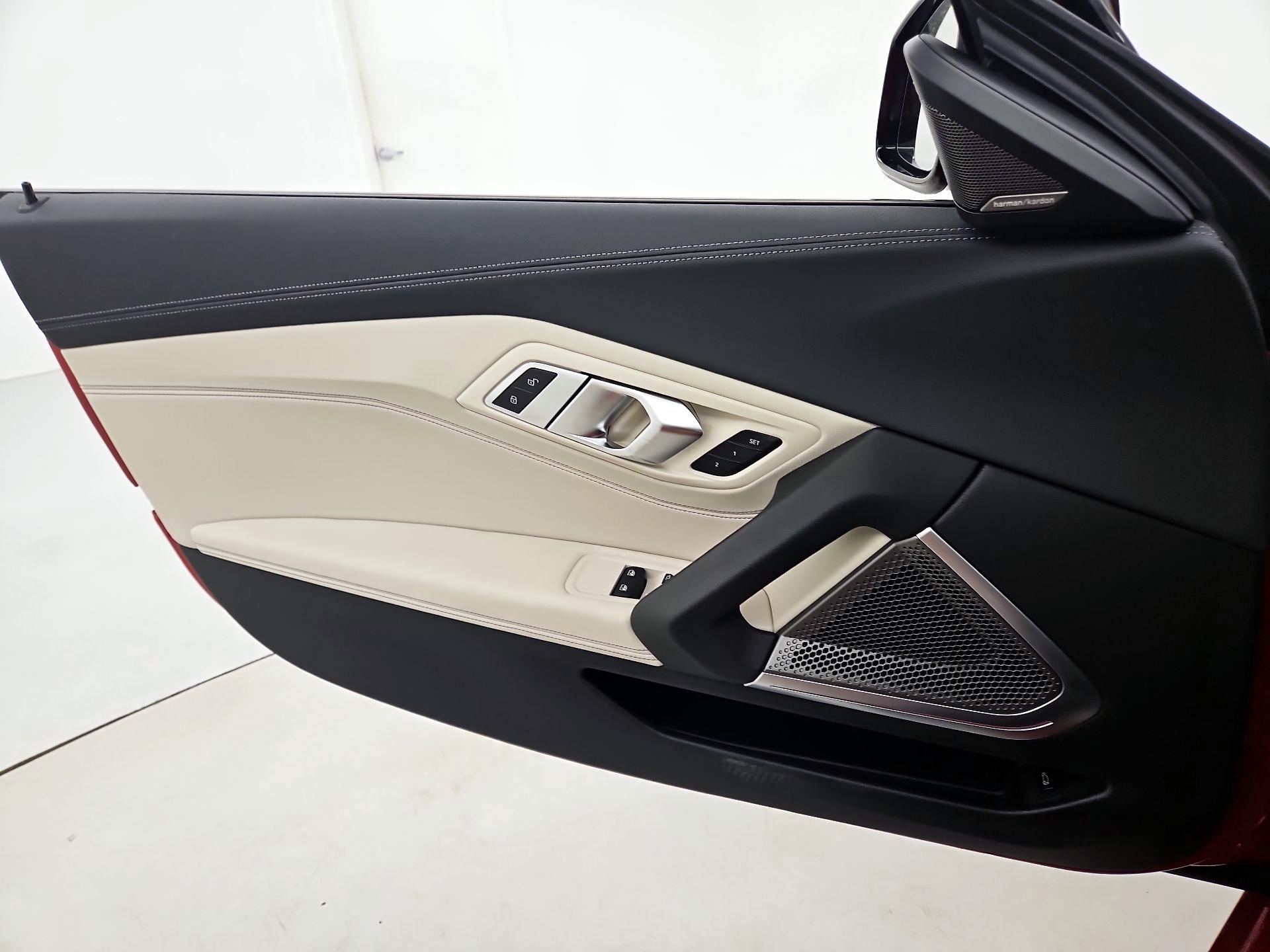 Thumbnail: 2019 BMW Z4 - 12