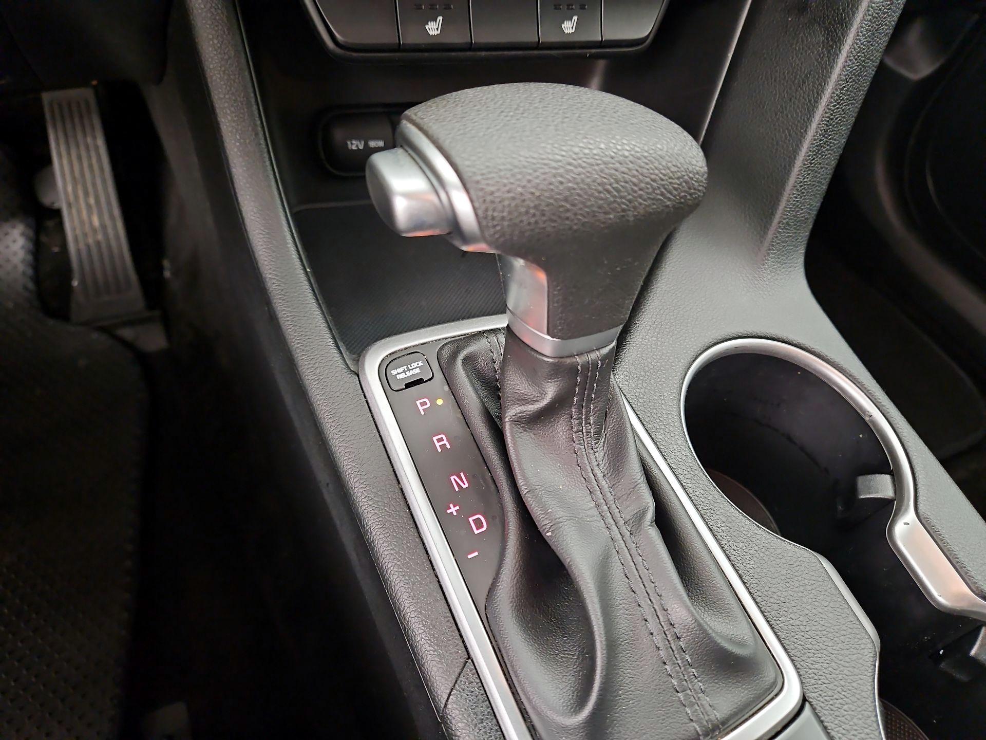 Thumbnail: 2018 Kia Sportage - 17