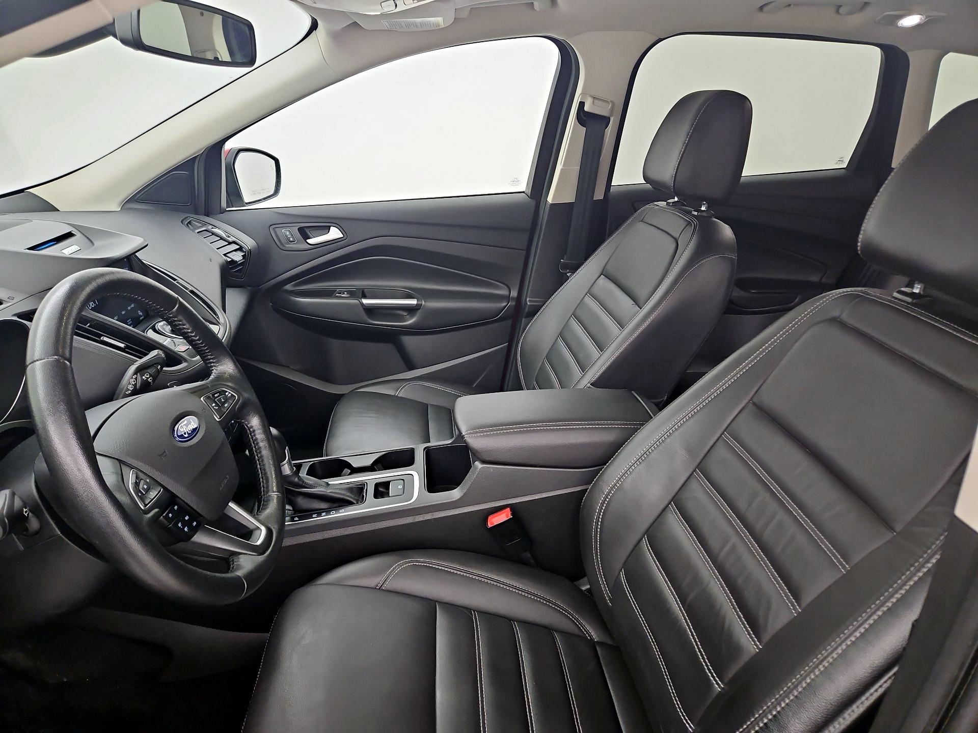 Thumbnail: 2017 Ford Escape - 11