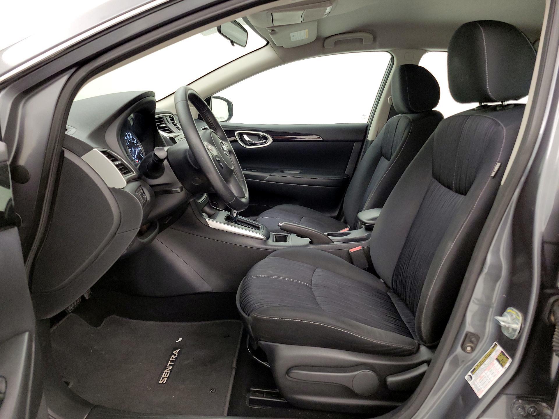 Thumbnail: 2018 Nissan Sentra - 11