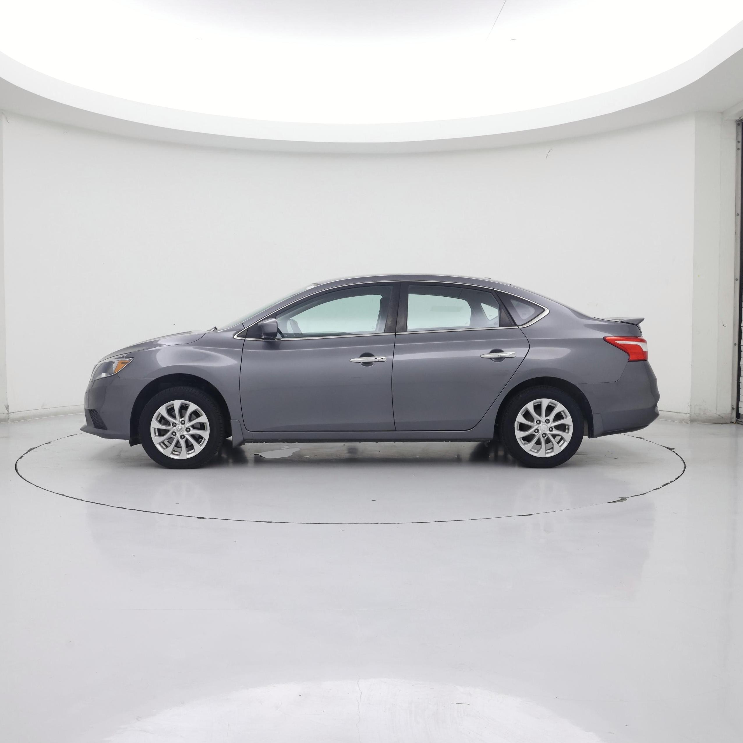 Thumbnail: 2018 Nissan Sentra - 3