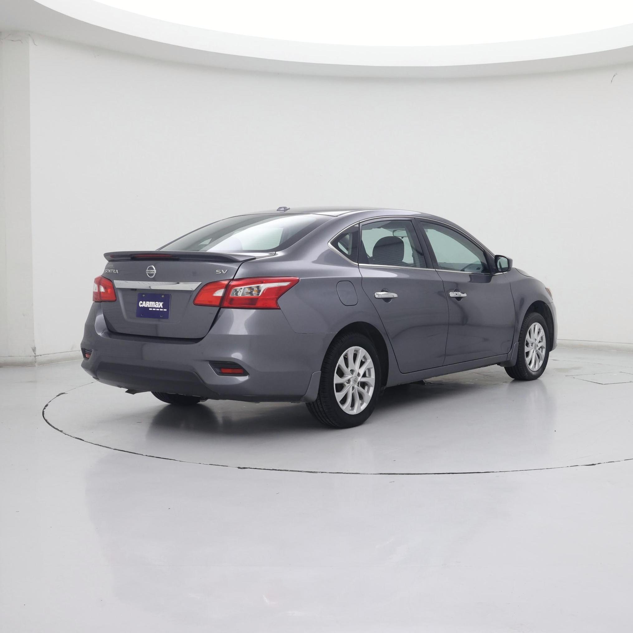 Thumbnail: 2018 Nissan Sentra - 8