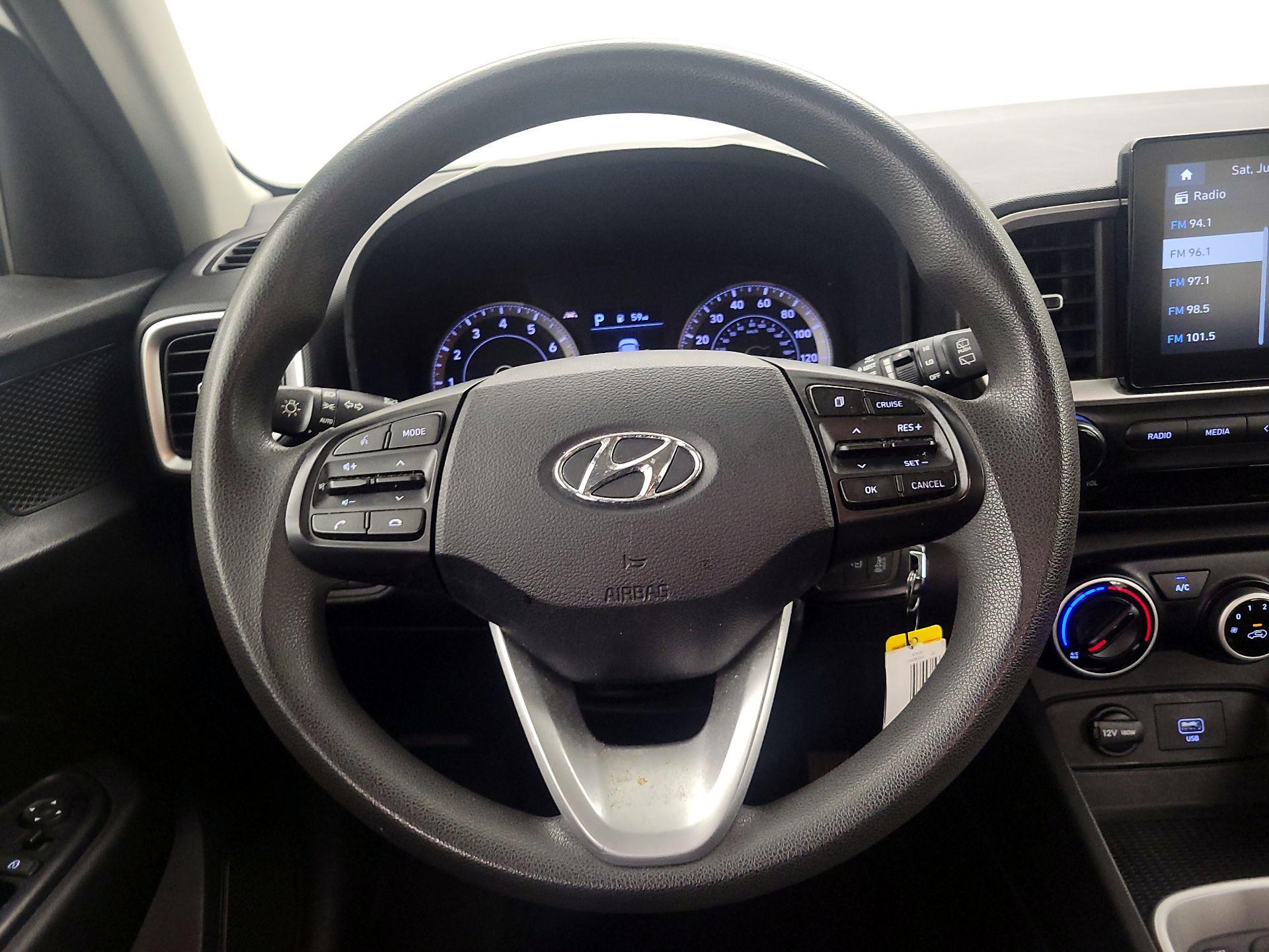 Thumbnail: 2021 Hyundai Venue - 10
