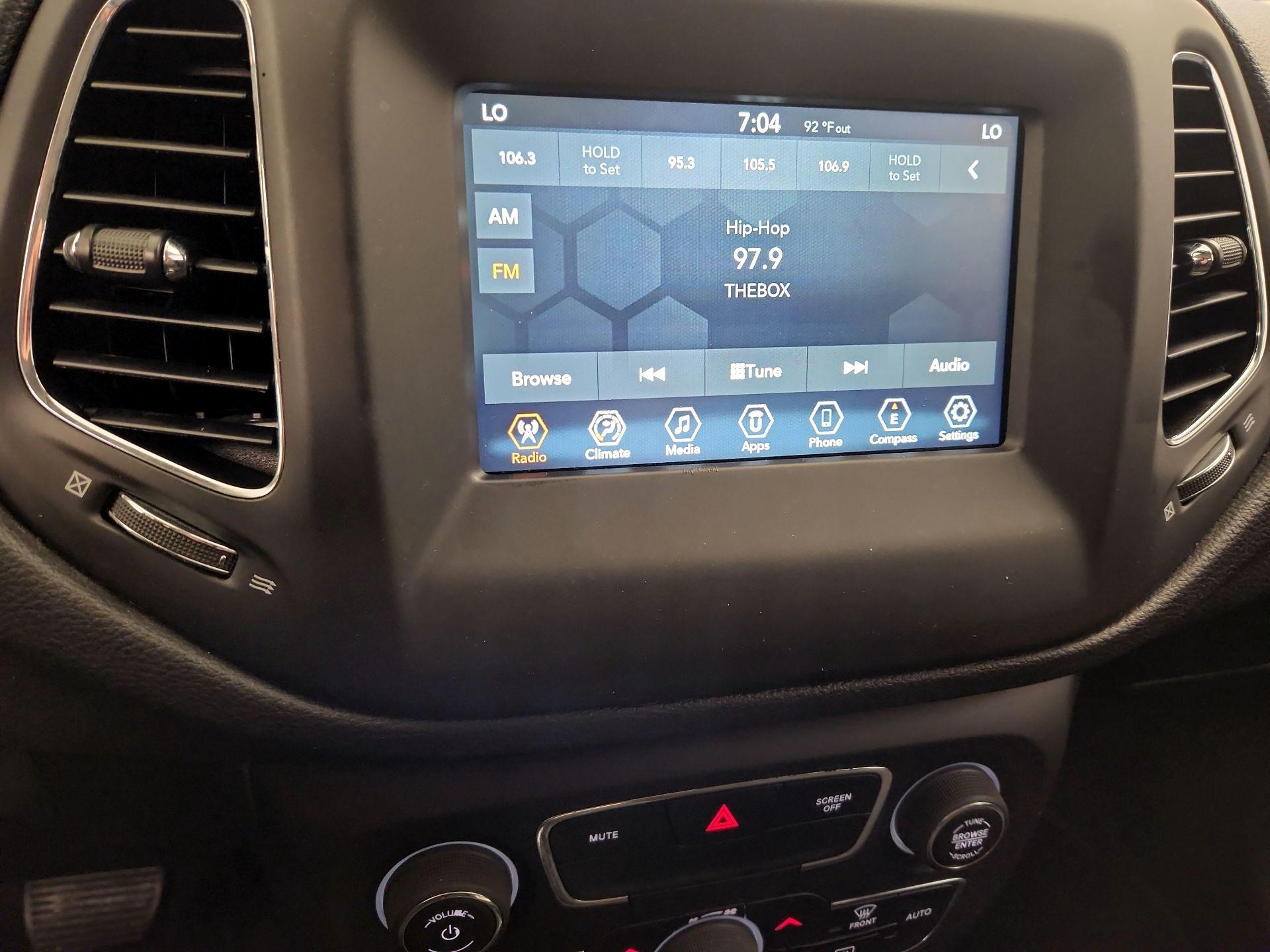 Thumbnail: 2019 Jeep Compass - 15