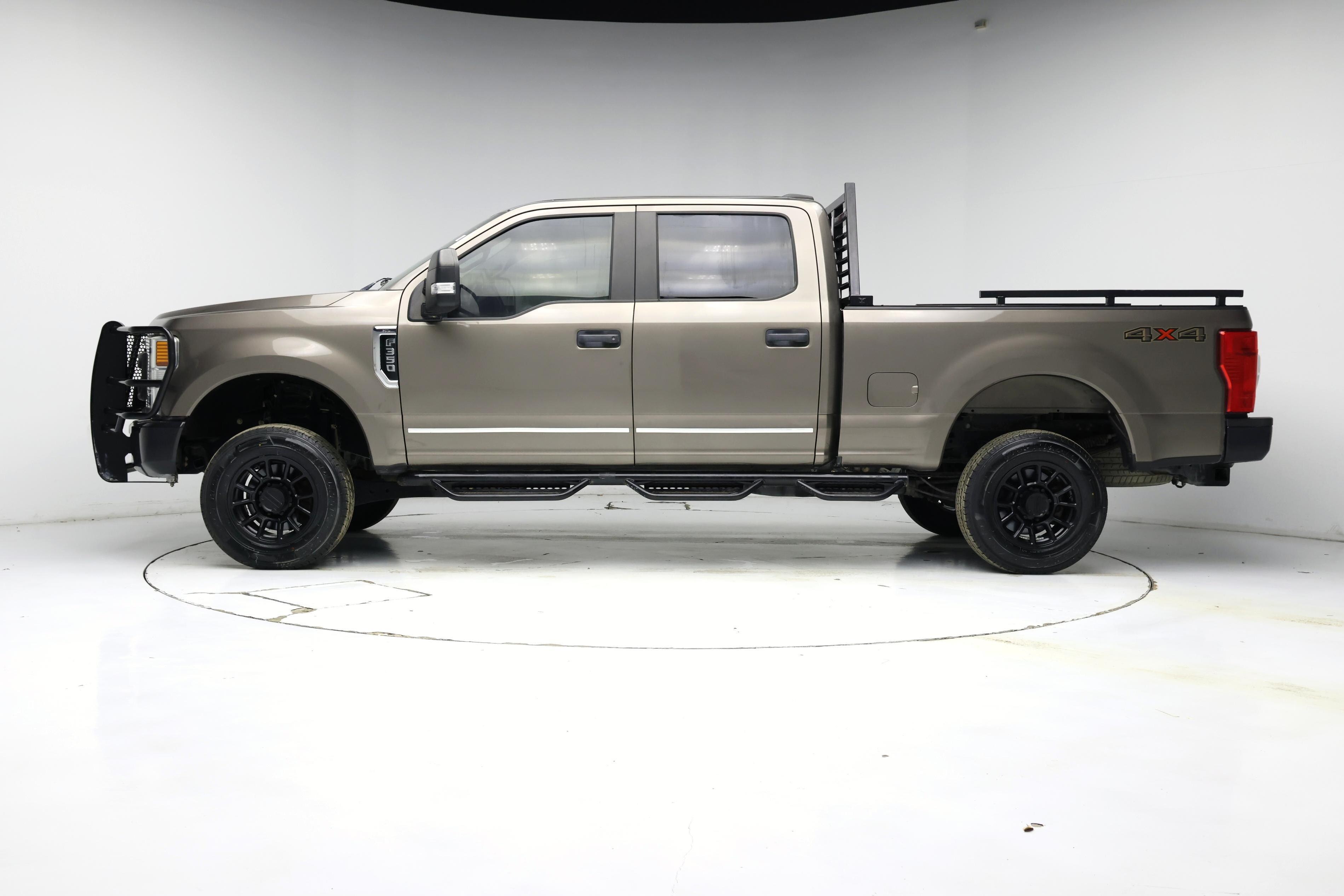 Thumbnail: 2020 Ford F-350 - 3
