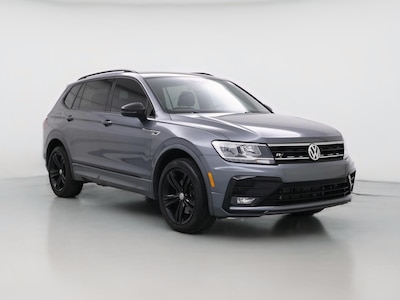 Gray 2019 Volkswagen Tiguan SE
