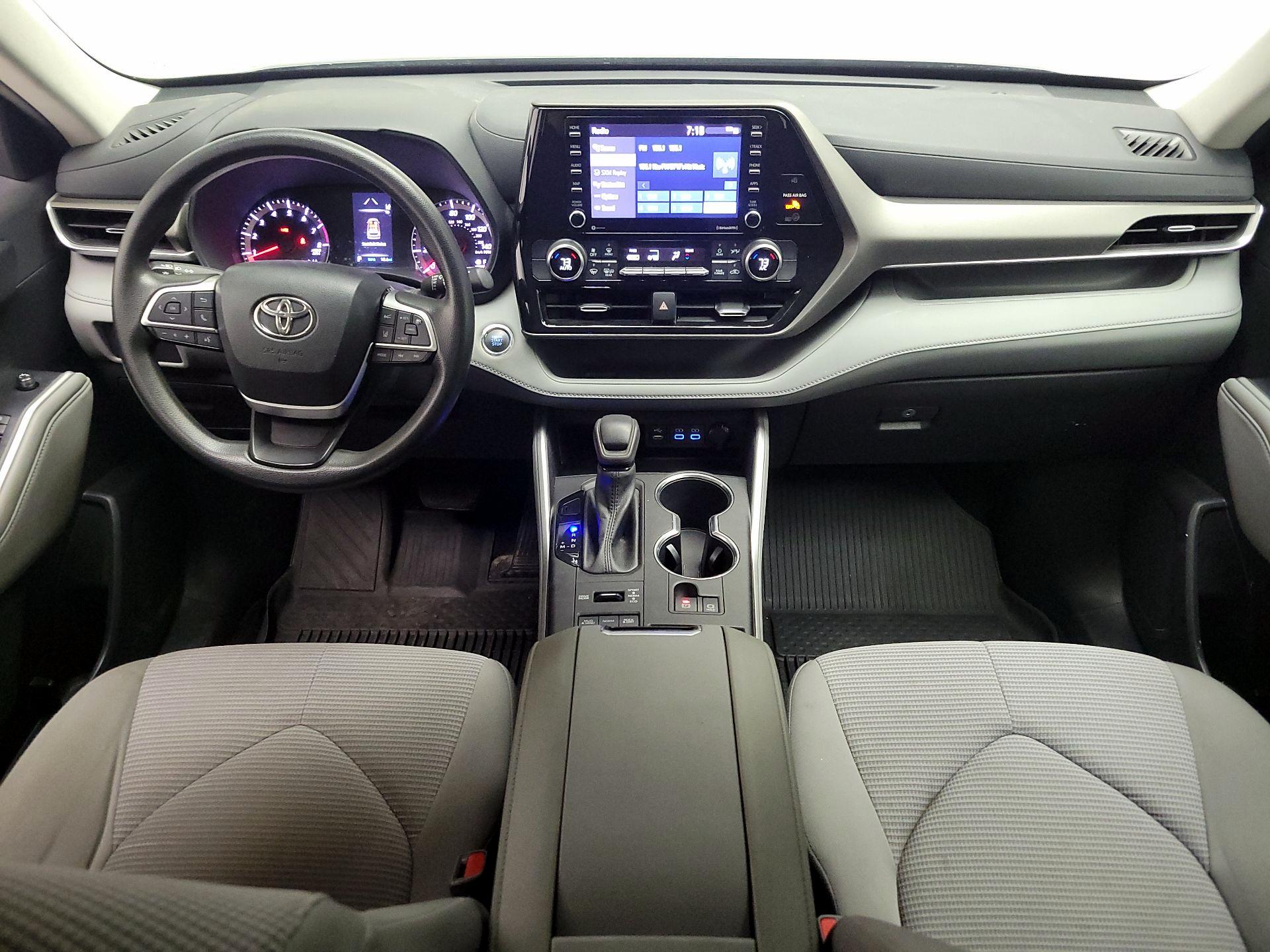 Thumbnail: 2022 Toyota Highlander - 9