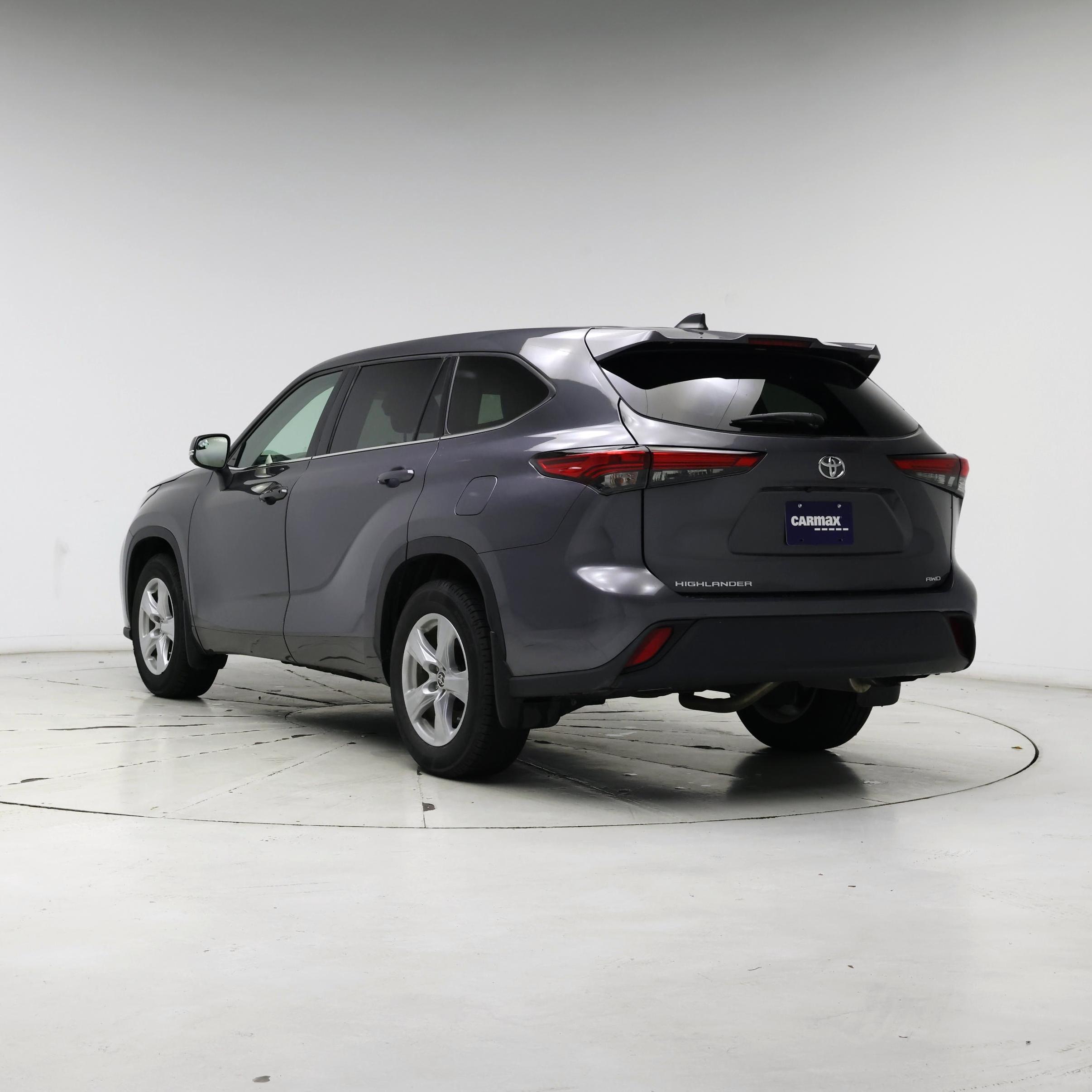 Thumbnail: 2022 Toyota Highlander - 2