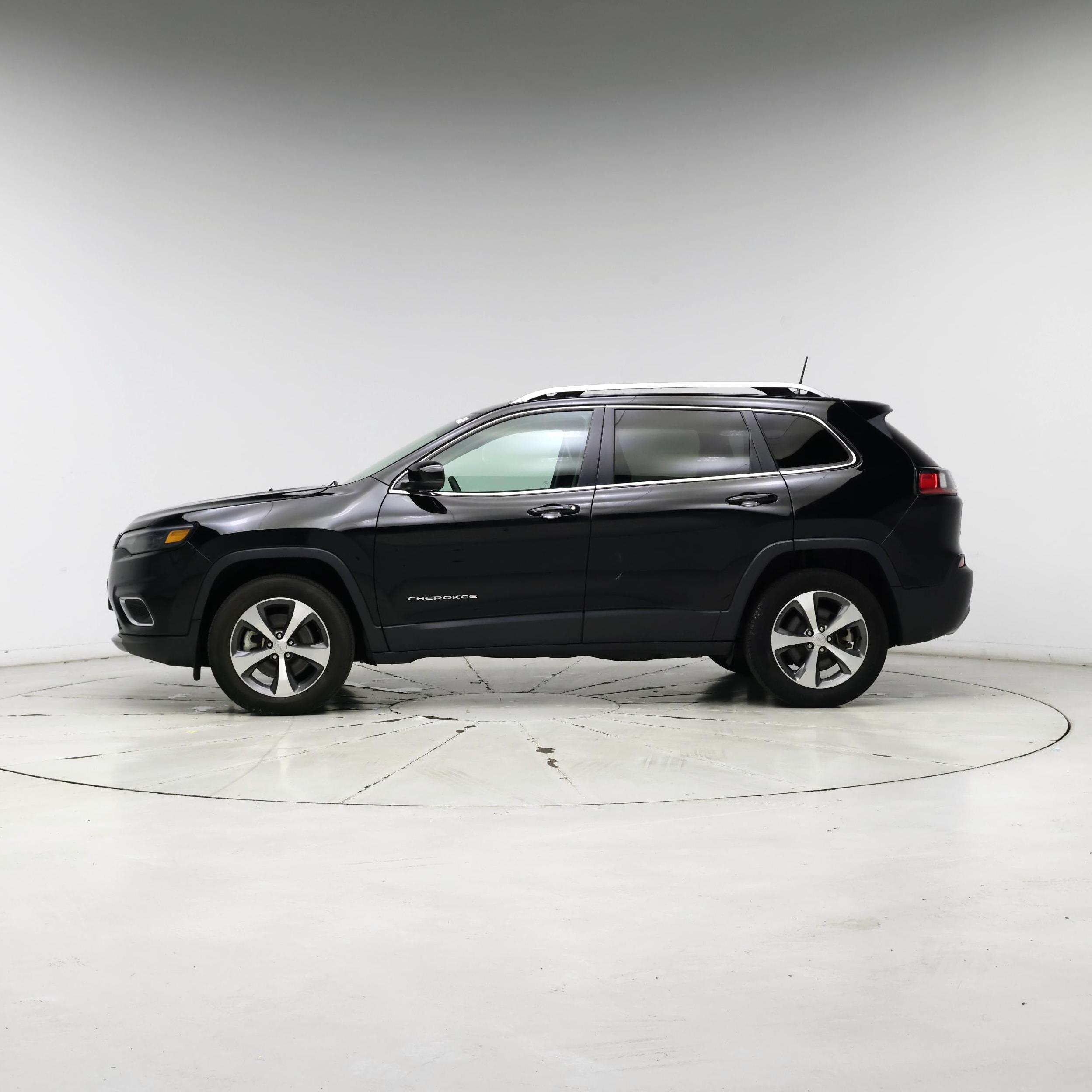 Thumbnail: 2021 Jeep Cherokee - 3