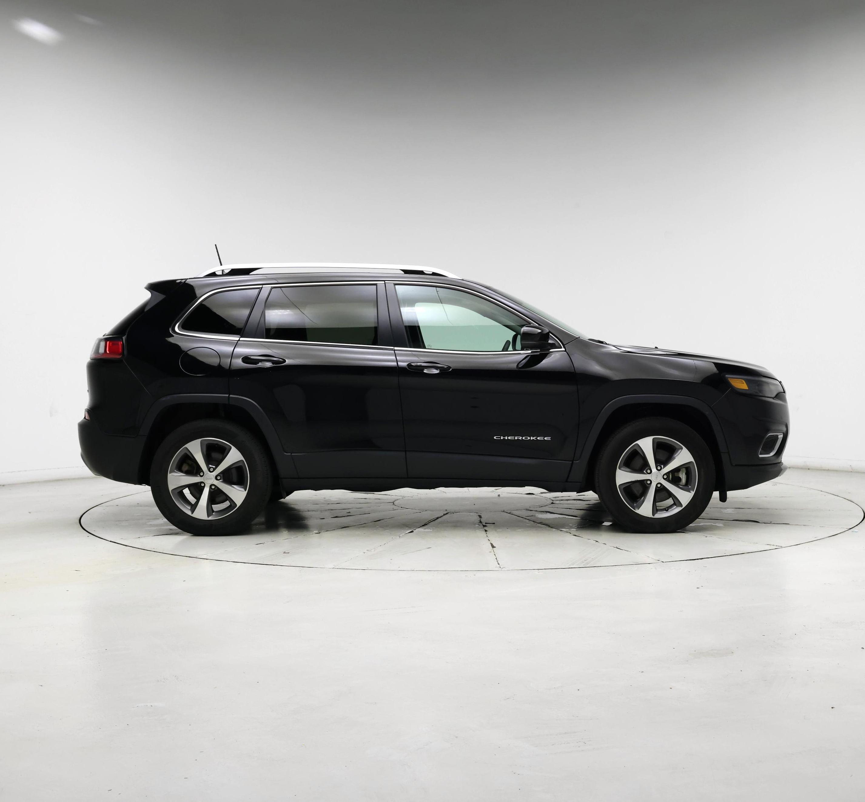 Thumbnail: 2021 Jeep Cherokee - 7