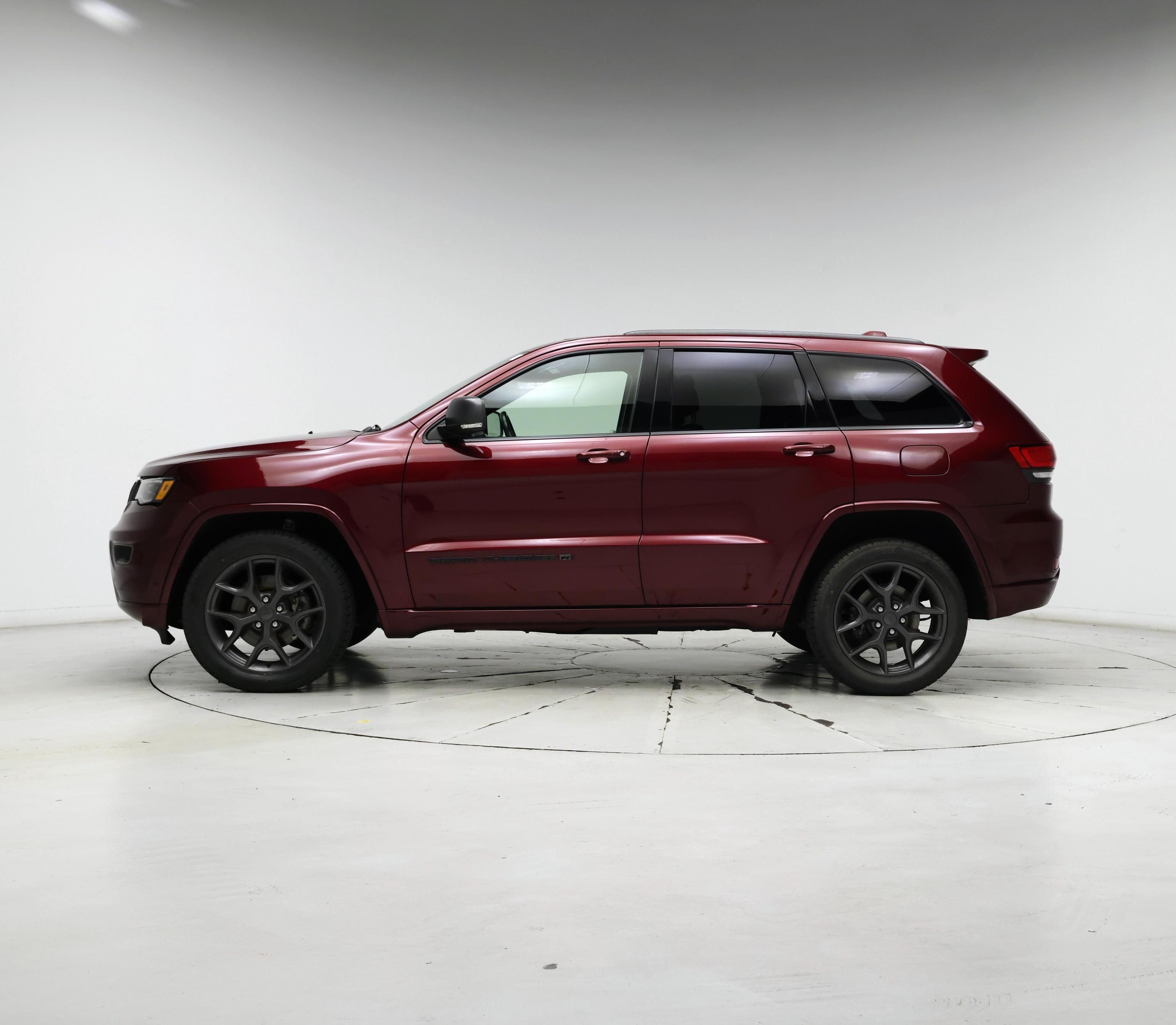 Thumbnail: 2021 Jeep Grand Cherokee - 3