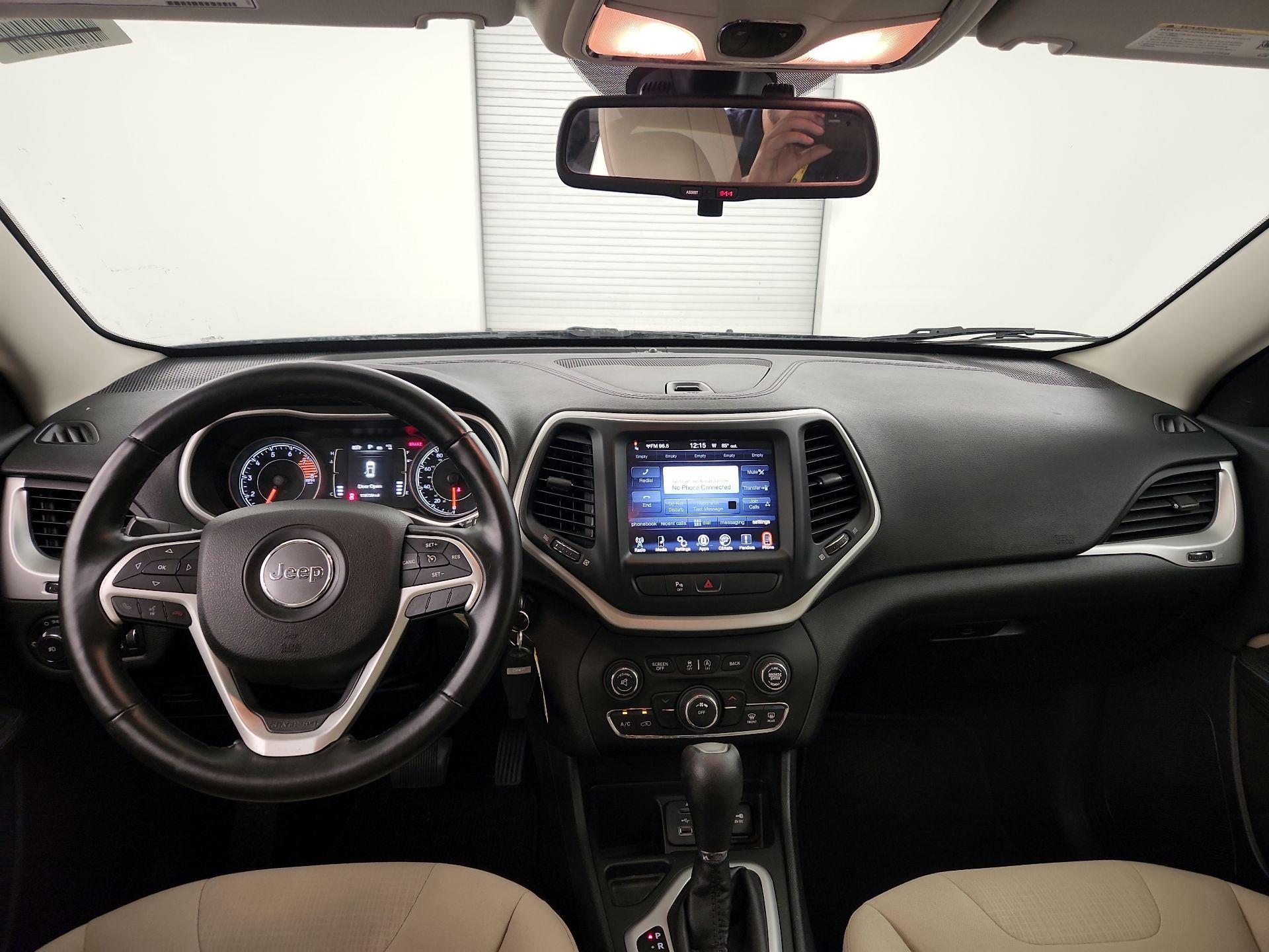 Thumbnail: 2016 Jeep Cherokee - 9