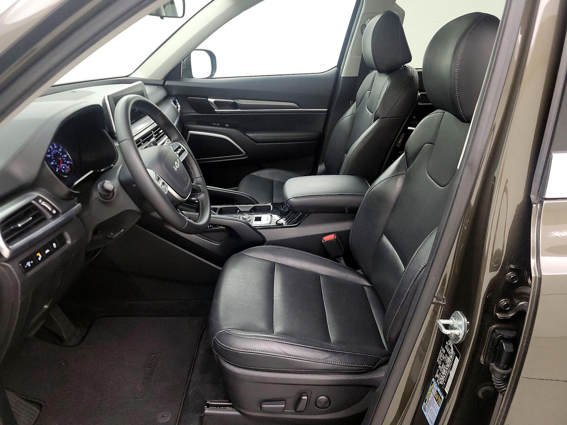 Thumbnail: 2022 Kia Telluride - 11