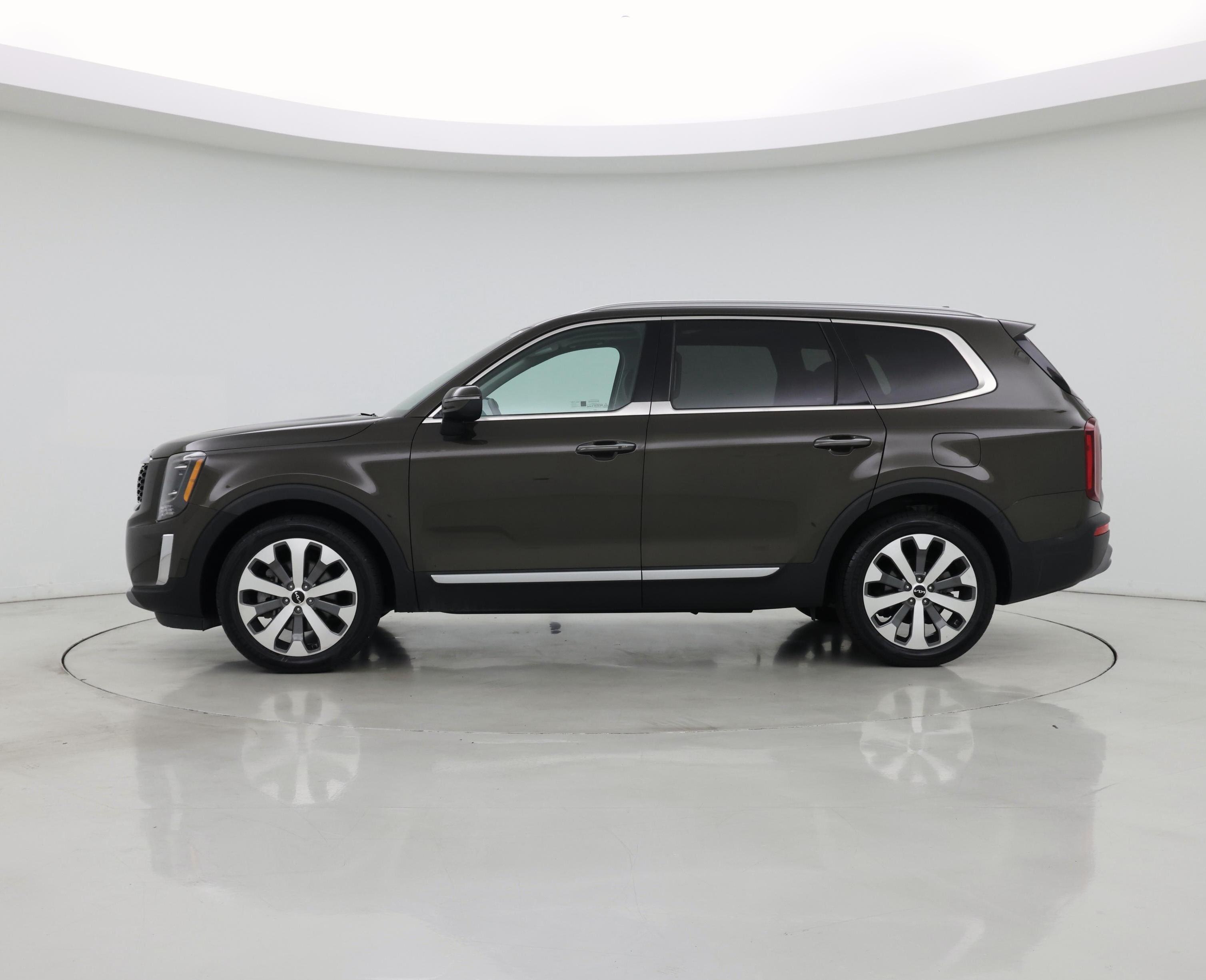 Thumbnail: 2022 Kia Telluride - 3