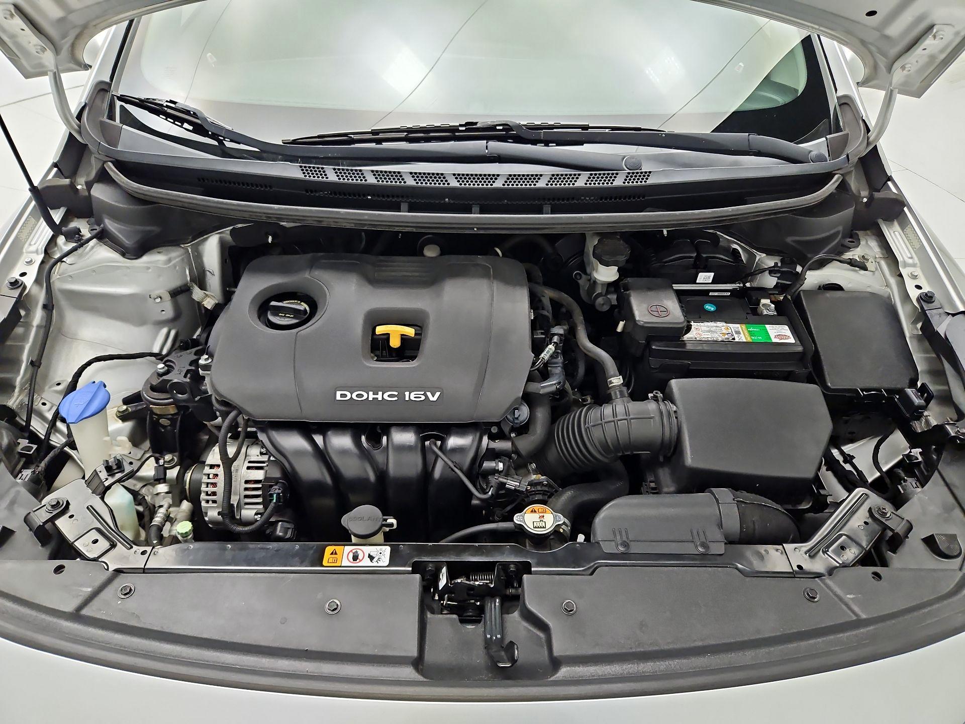 Thumbnail: 2017 Kia Forte - 20