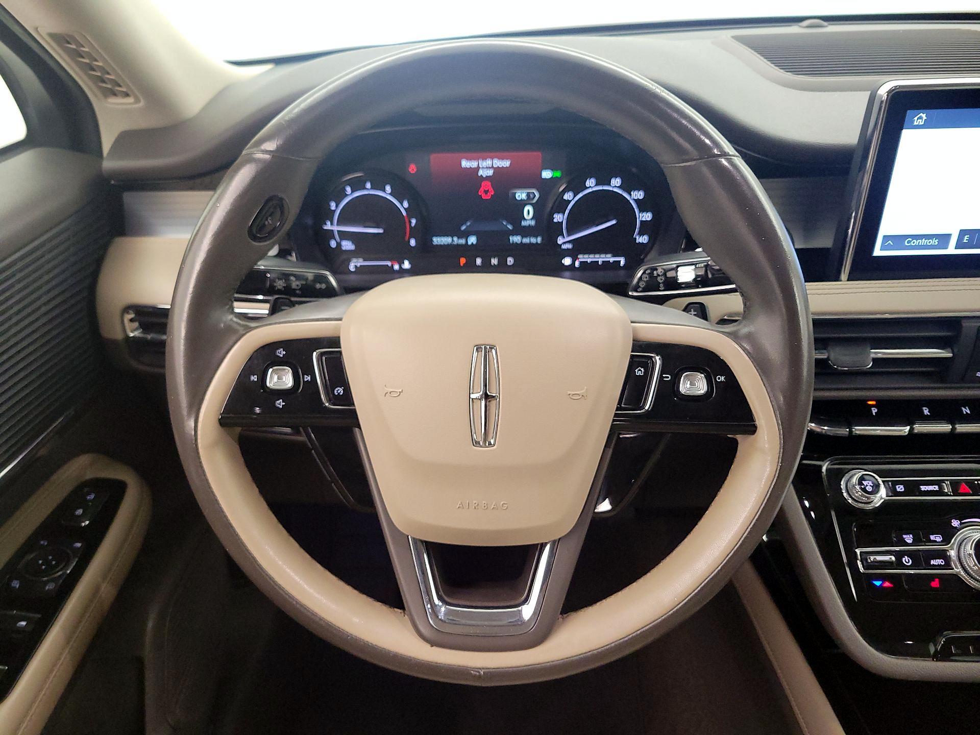 Thumbnail: 2021 Lincoln Corsair - 10