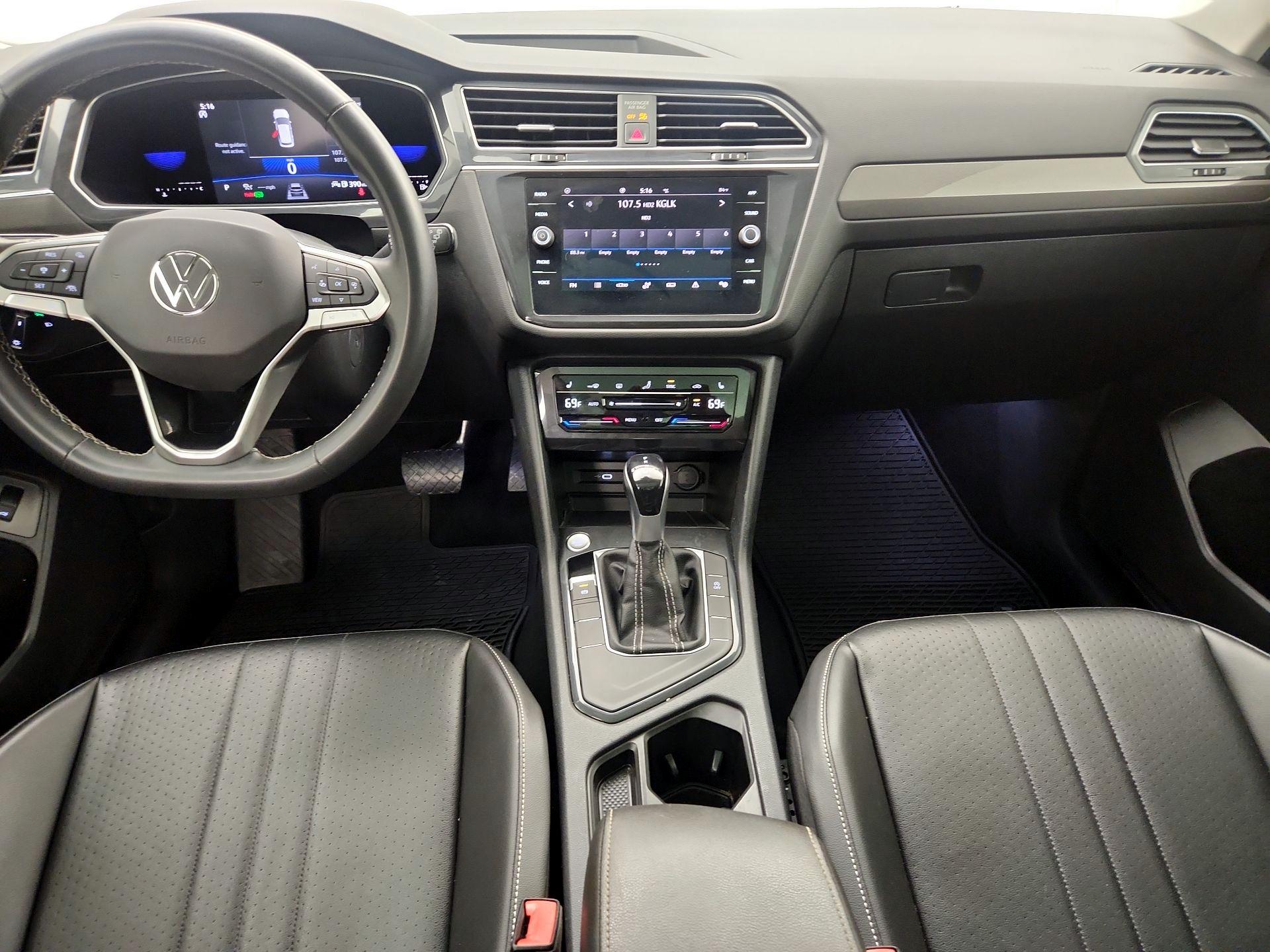 Thumbnail: 2022 Volkswagen Tiguan - 9