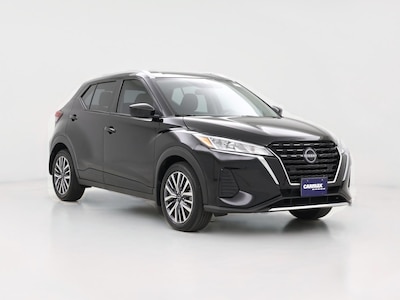 Black 2024 Nissan Kicks SV