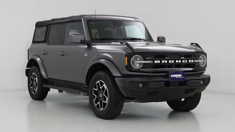 2023 Ford Bronco Outer Banks Hero Image