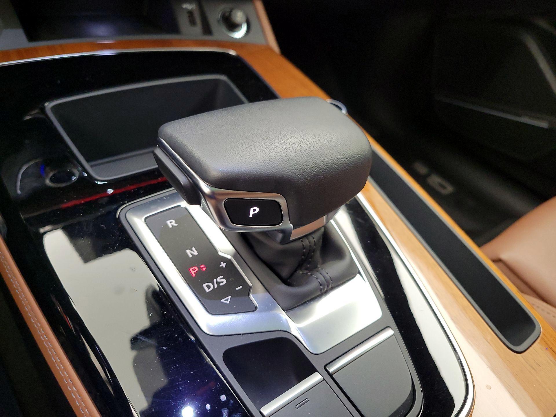 Thumbnail: 2023 Audi Q5 - 18