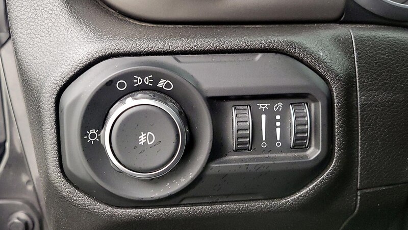 2019 Jeep Wrangler Sport 13