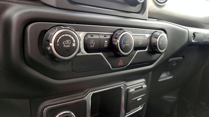 2019 Jeep Wrangler Sport 17