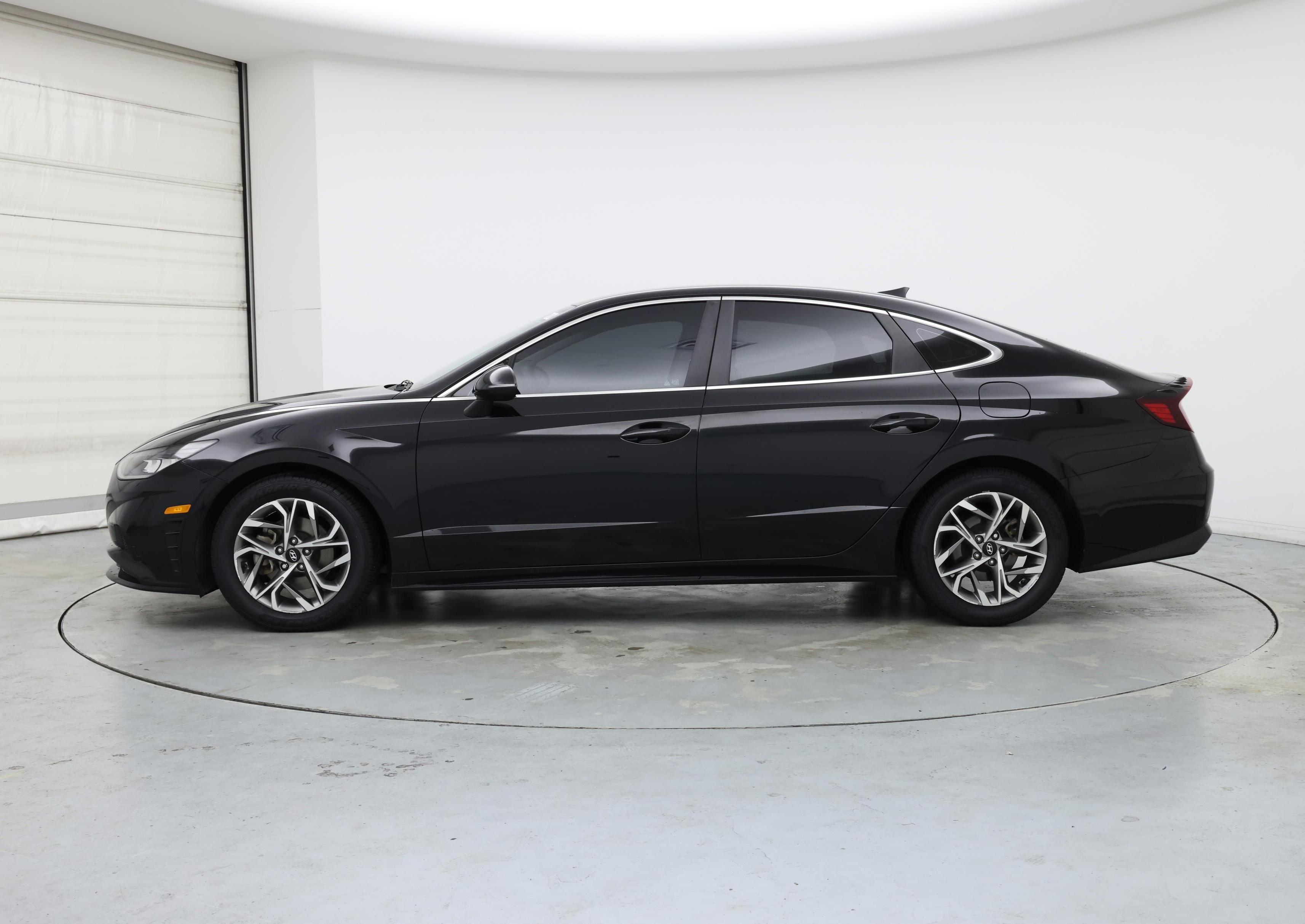 Thumbnail: 2022 Hyundai Sonata - 3
