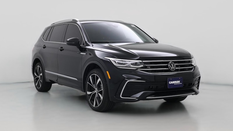 2024 Volkswagen Tiguan SE R-Line Hero Image
