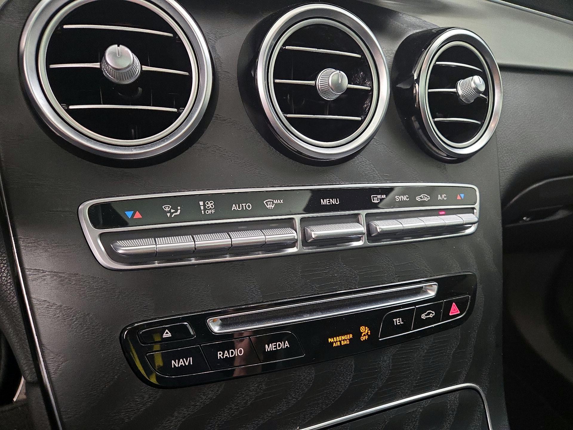 Thumbnail: 2019 Mercedes-Benz GLC - 16