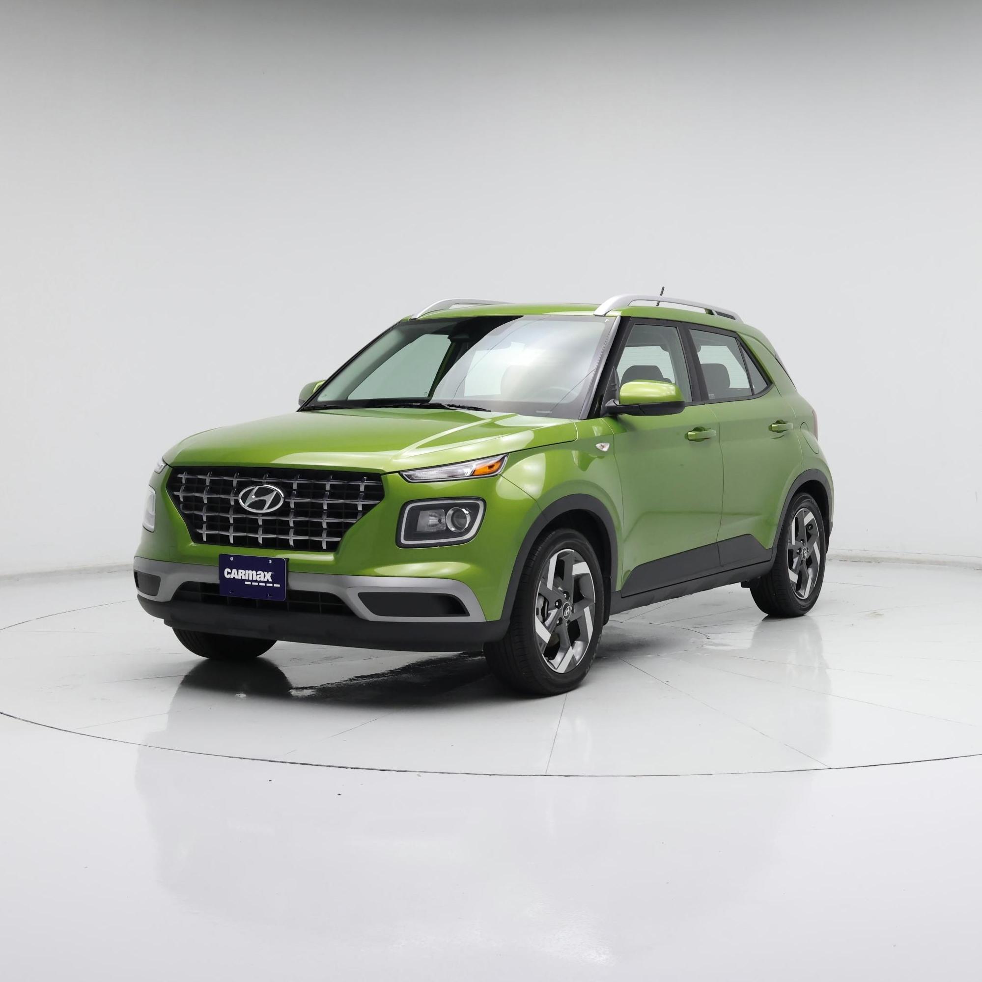 Thumbnail: 2023 Hyundai Venue - 4
