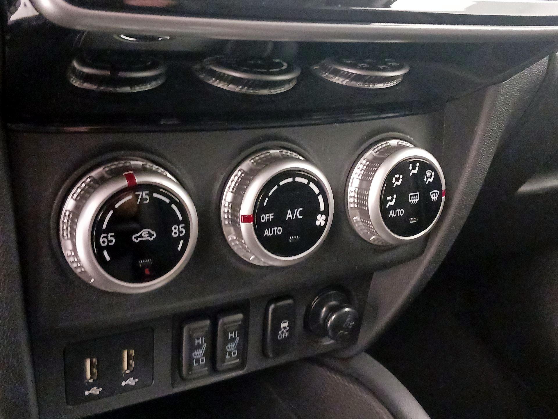 Thumbnail: 2022 Mitsubishi Outlander Sport - 16